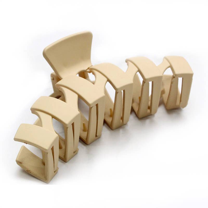 ',.._ Zig Zag Hair Claw Clips