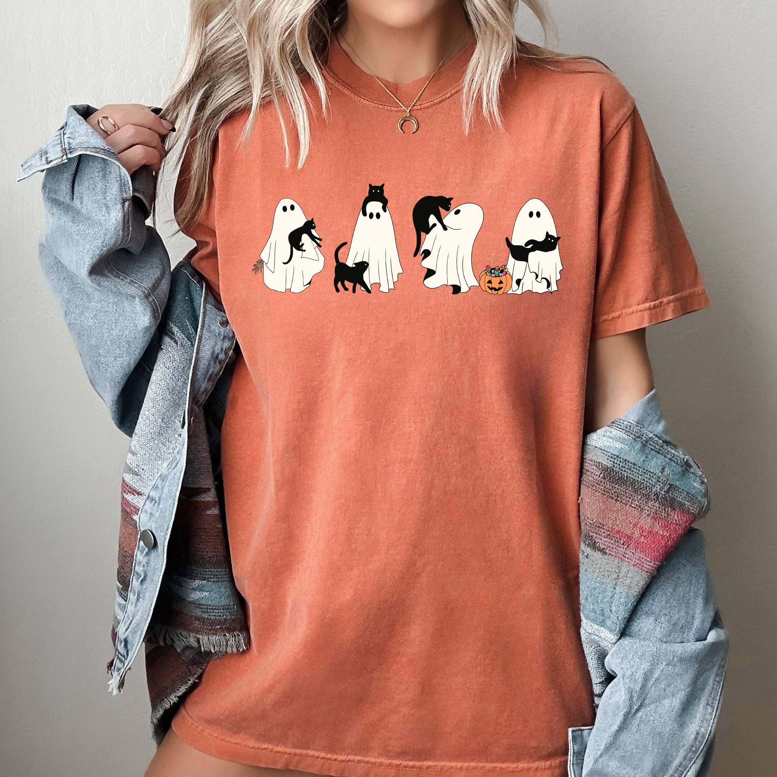 Black Cat, Ghost, Skeleton, Vintage Western Halloween Tshirt