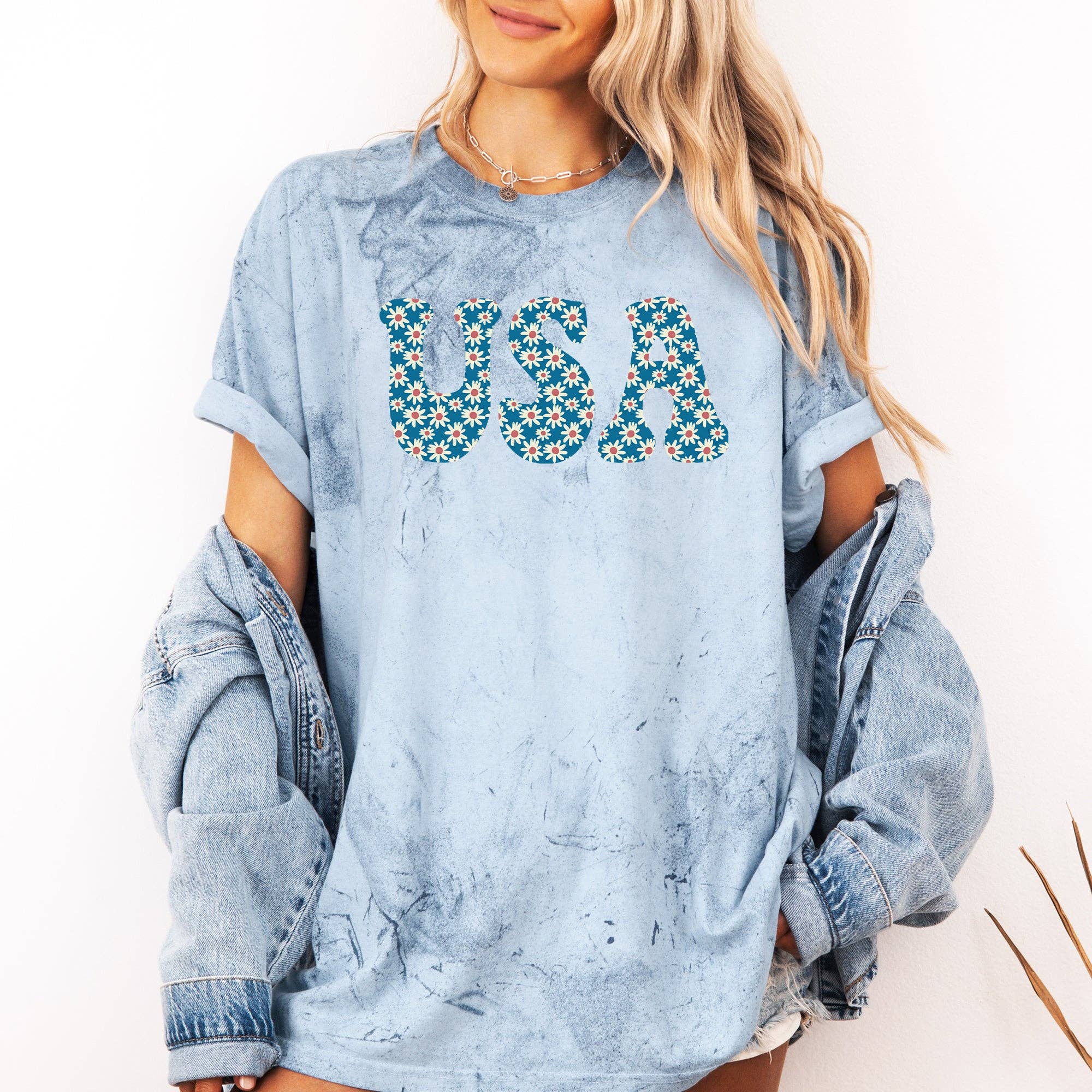 USA Retro Daisies America, 4th of July, Color Blast Tshirt