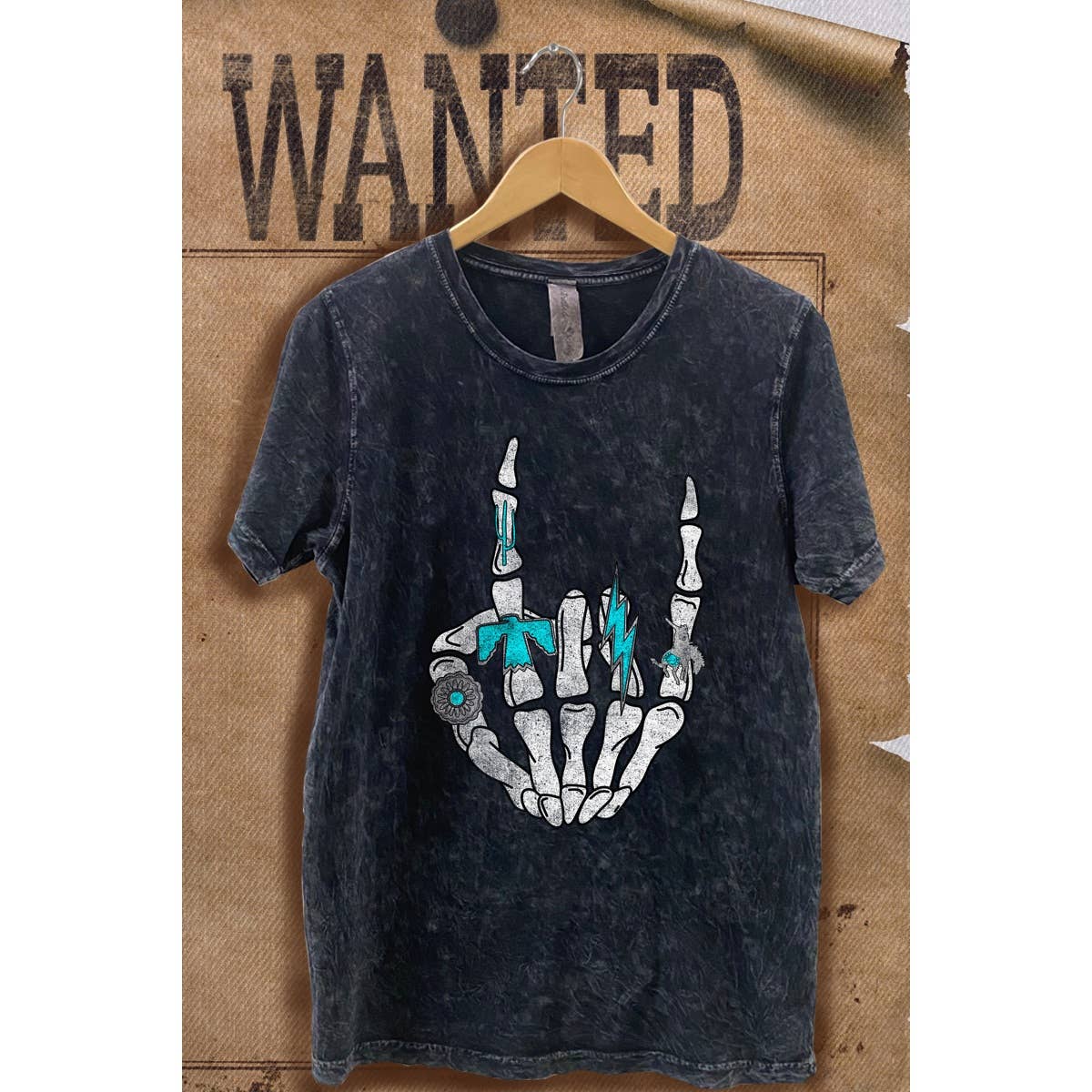 Skull Rock and Roll Hand  Mineral Wash Wash Vintage  Graphic