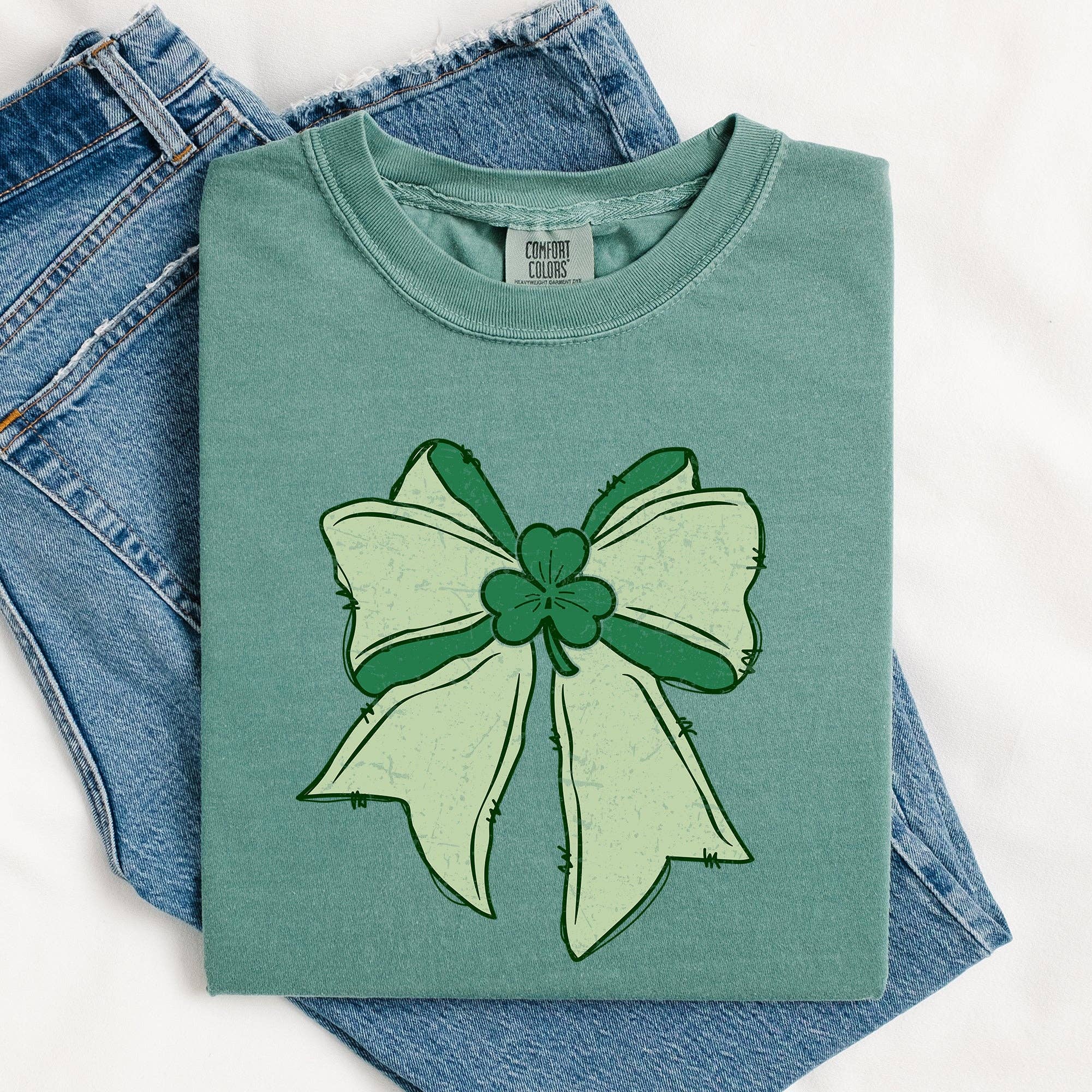 Vintage Bow, Coquette, St Patrick's Day, Shamrock, Tshirt