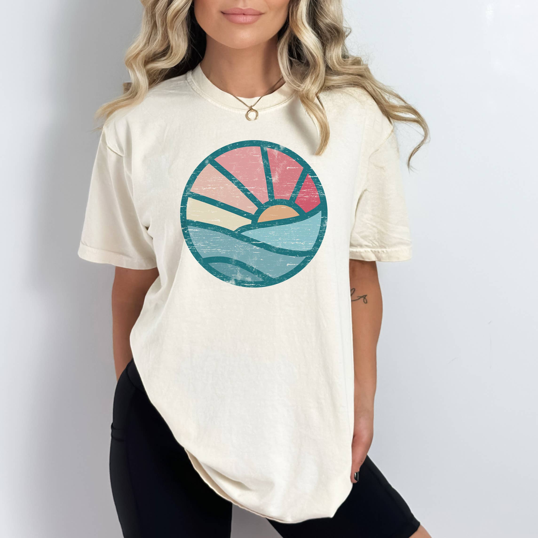 Simple Ocean Sunset Tee | Summer | Sunset | Sizes S-2XL
