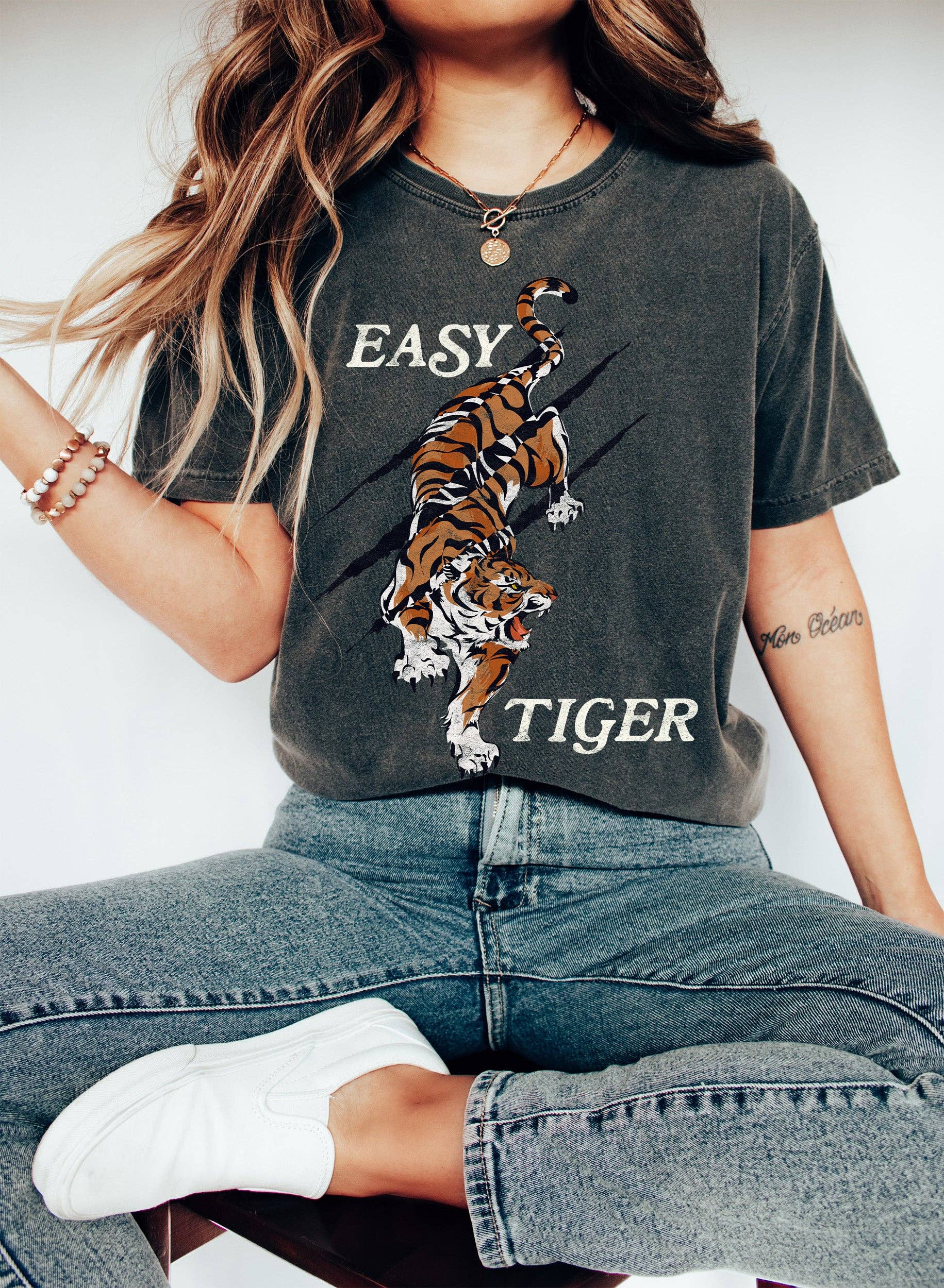 Easy Tiger Sassy Wh Retro T-Shirt