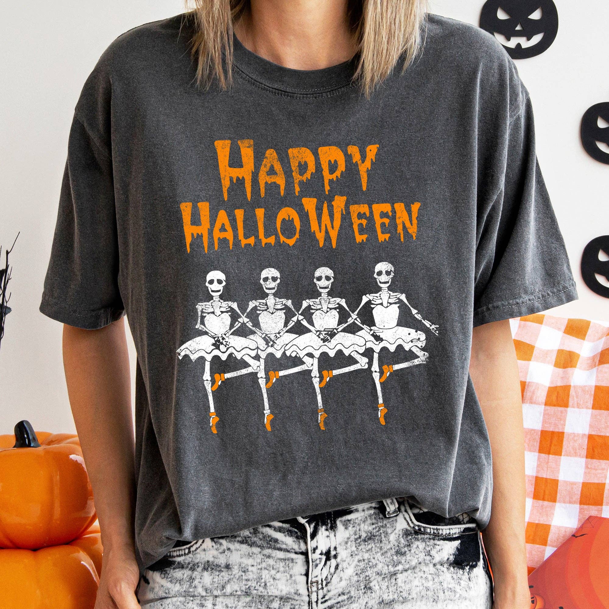 Happy Halloween Ballerinas Vintage Halloween T-Shirt