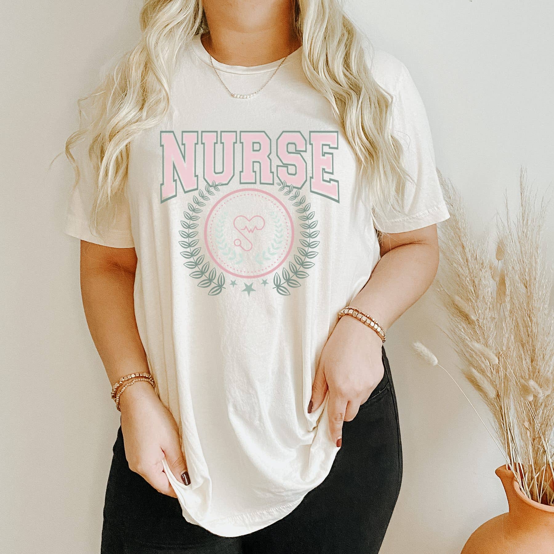 Nurse Wreath | Nurse Tee | Nurse Life
