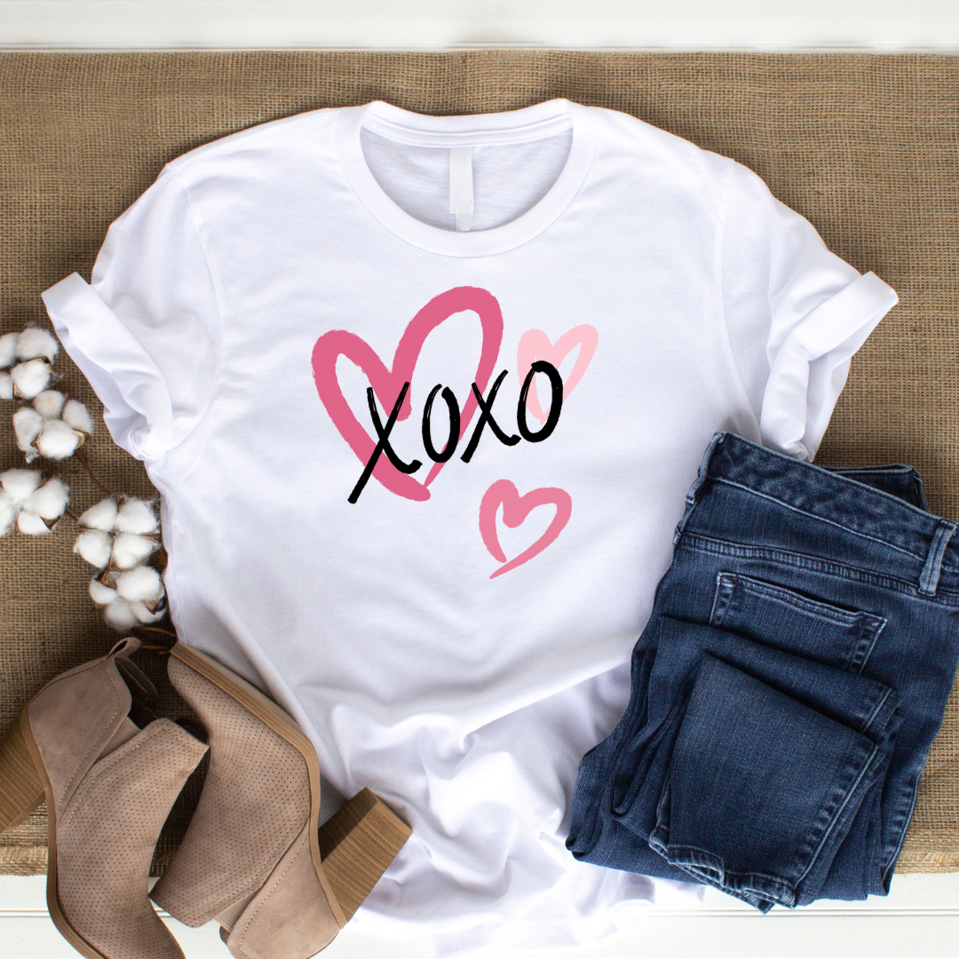 Valentine's Day Love Xoxo Heart Graphic Tee (Copy)
