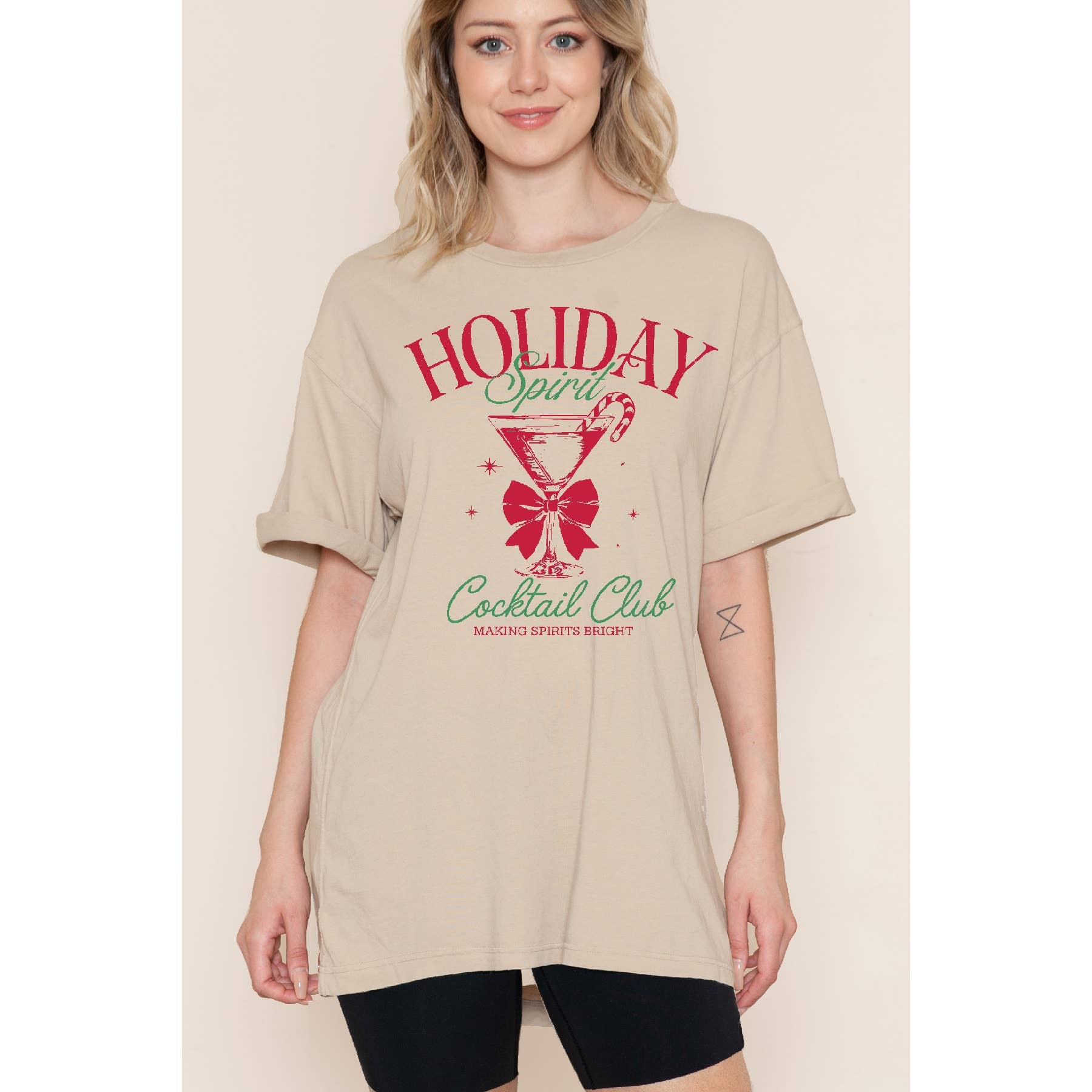 Cocktail Club Holiday Spirit - Oversized Unisex T