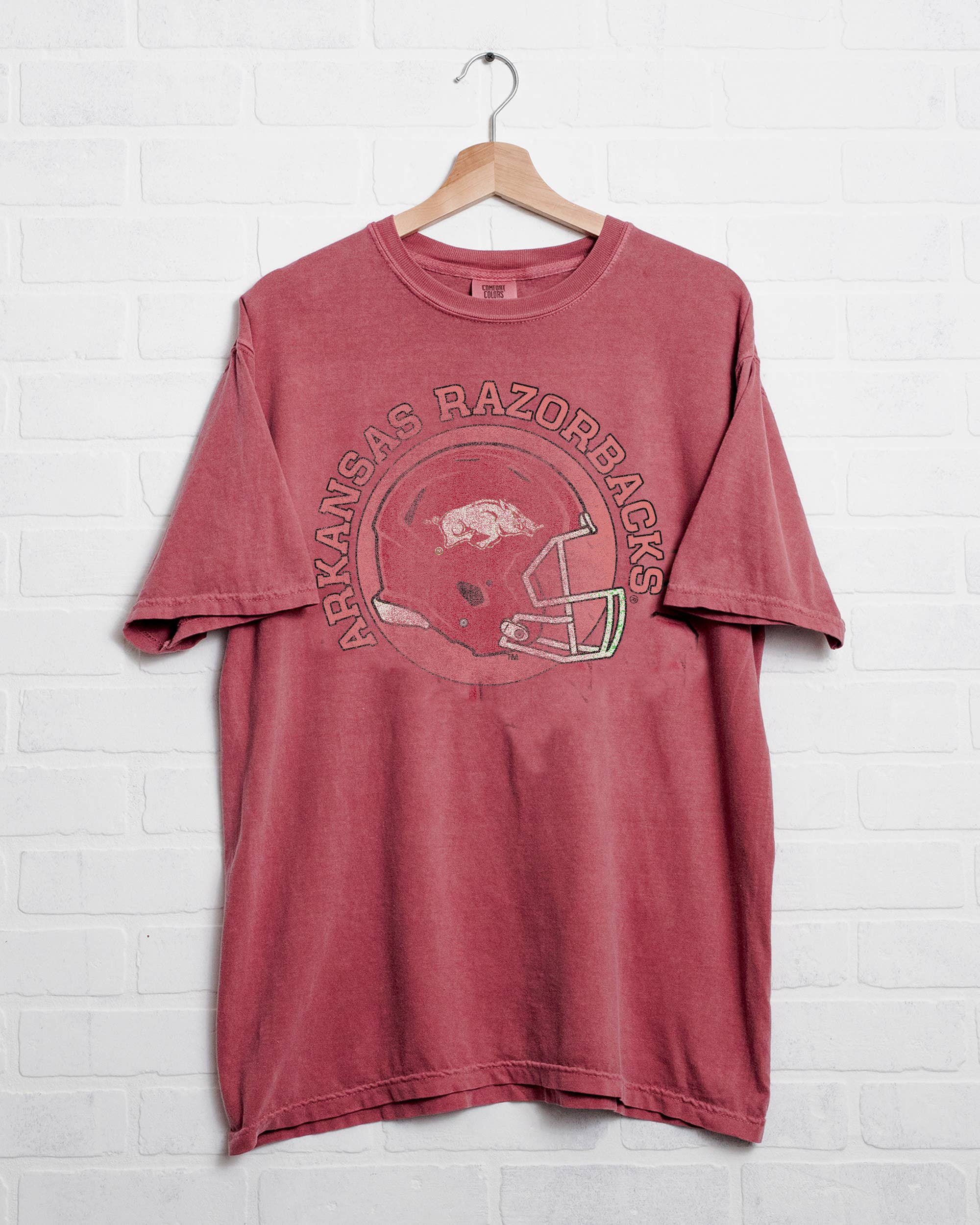 Arkansas Razorbacks Helmet Circle Cardinal Cc Tee
