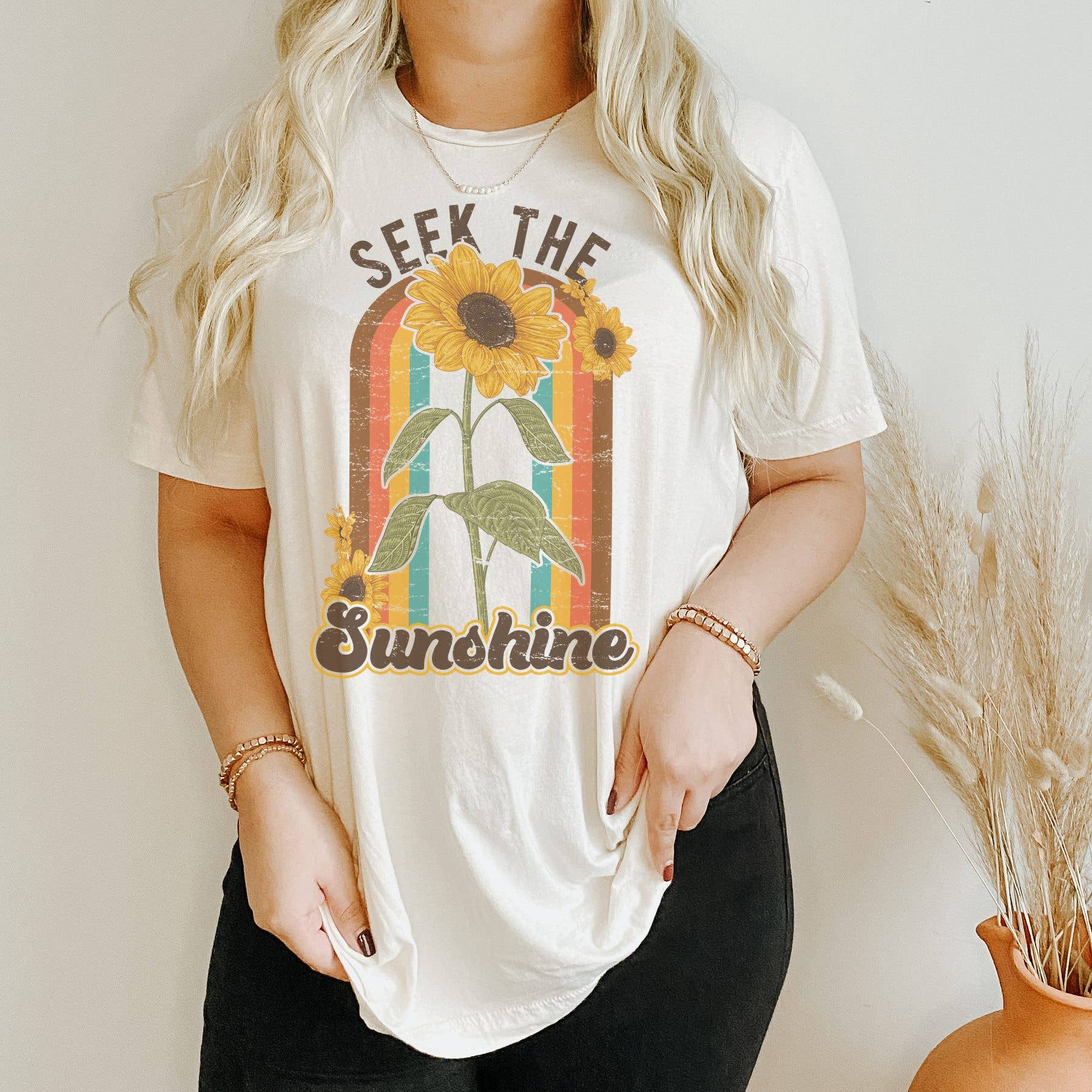 Seek the Sunshine Retro Tee | Beachy Vibes Tee
