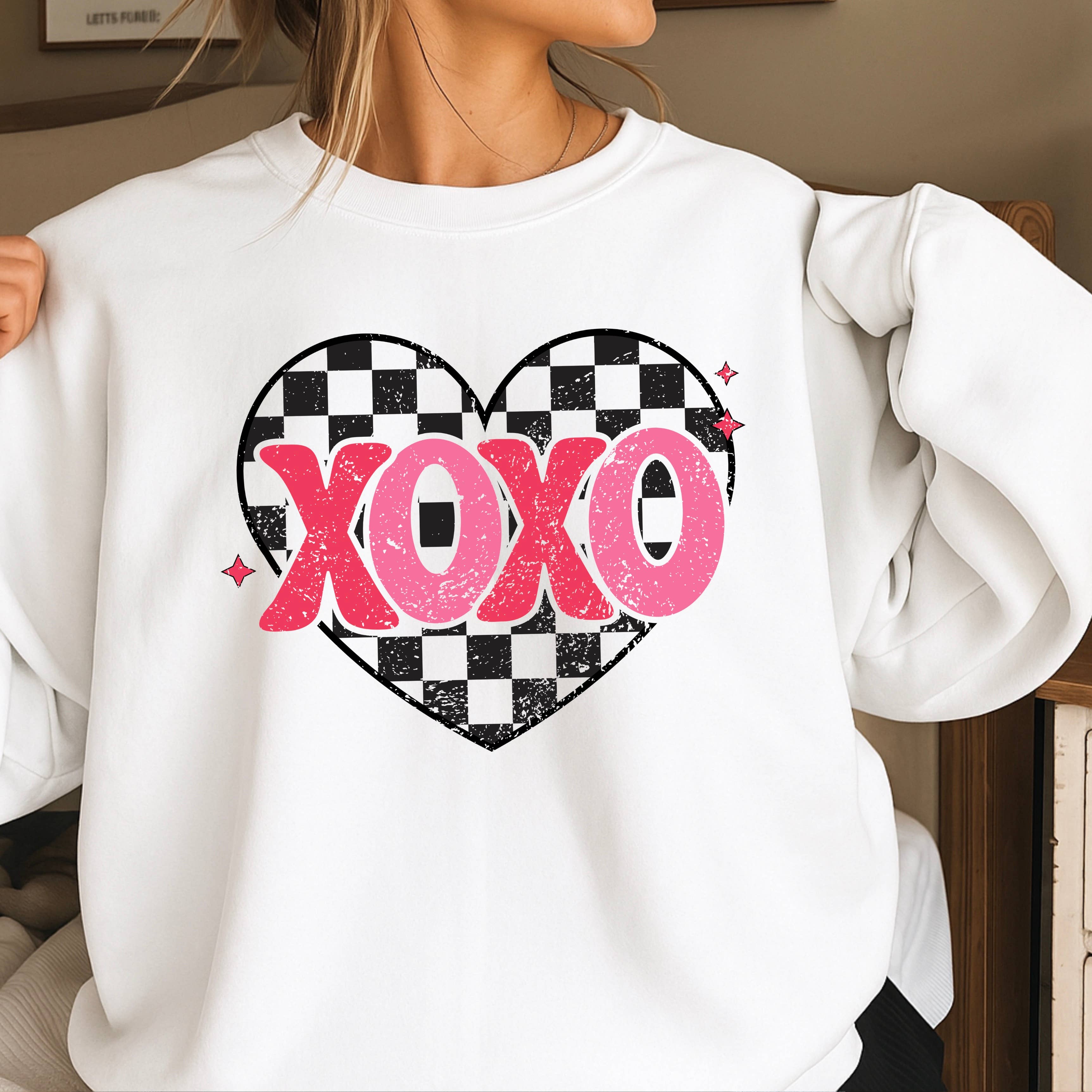 Xoxo  Valentine Sweatshirt | Gildan Brand