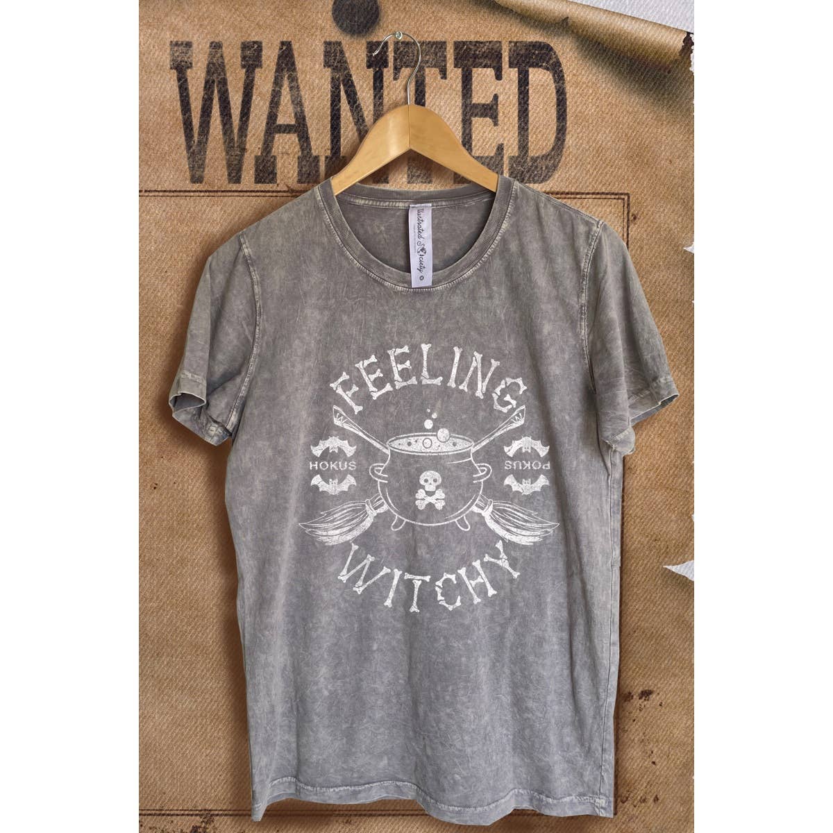 Halloween  Mineral Wash Vintage  Graphic  Tee
