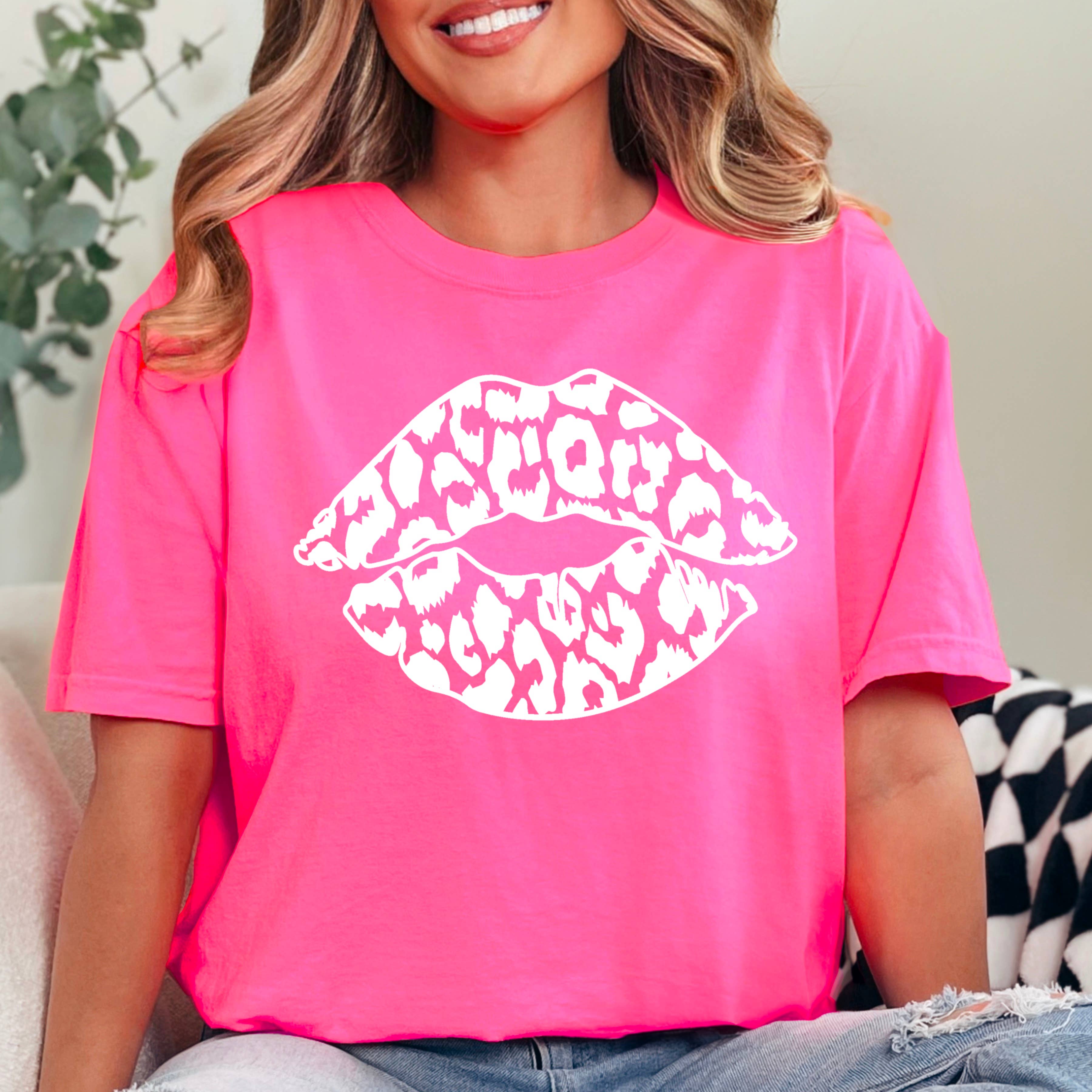 Leopard Lips  Graphic Tee | Comfort Colors