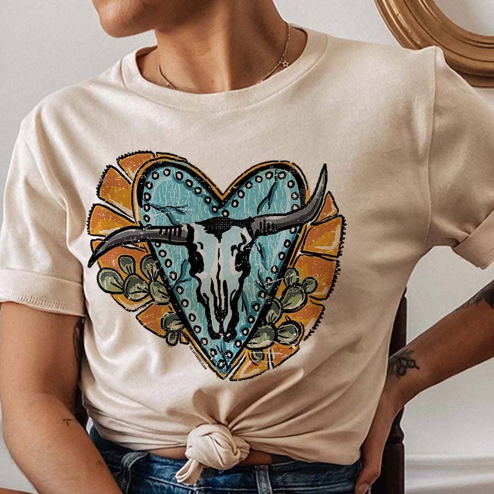 Crooked Horn with Heart - Cream