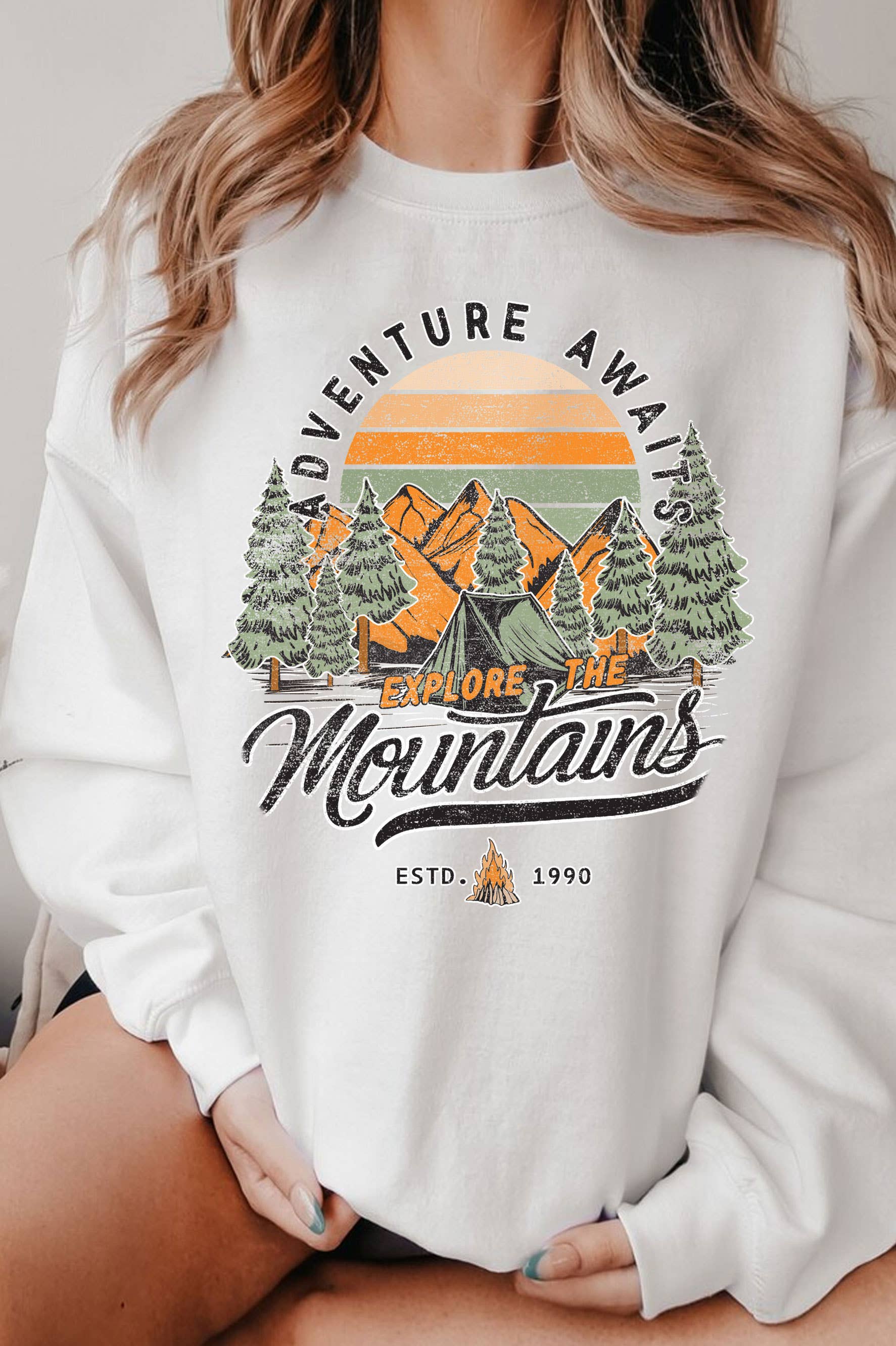 Adventure Awaits Mountains Graphic Brushed Sweatshirts