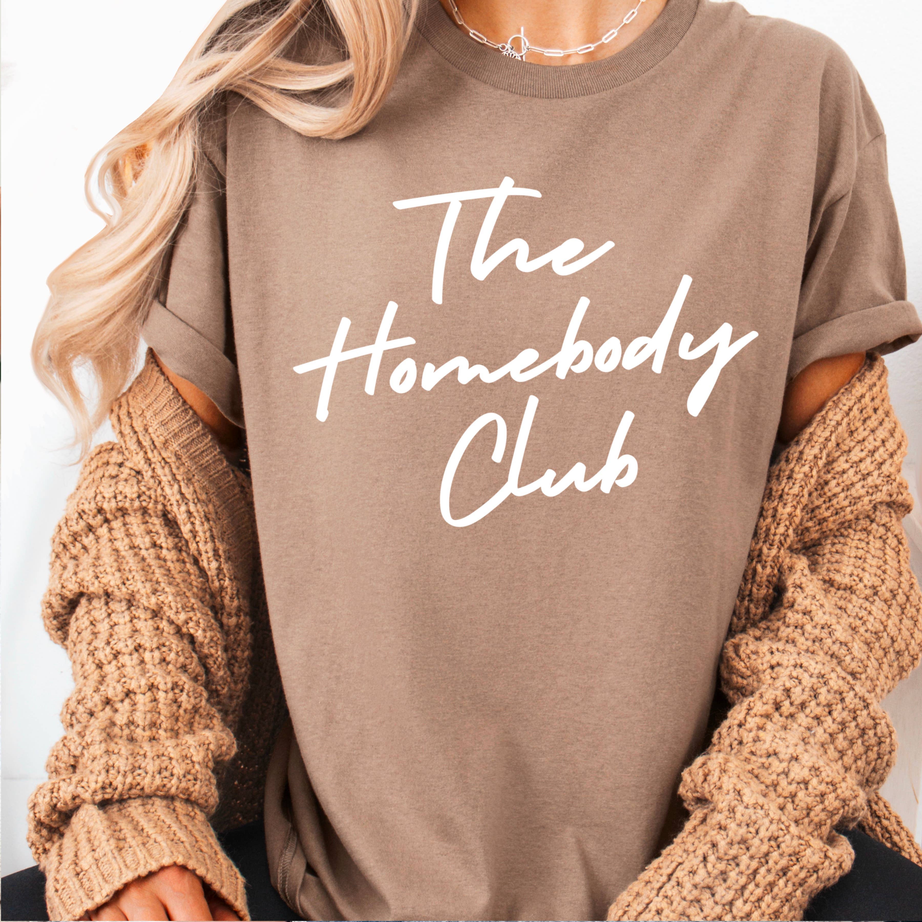 The Homebody Club Women’S Graphic Tee  |  Gildan