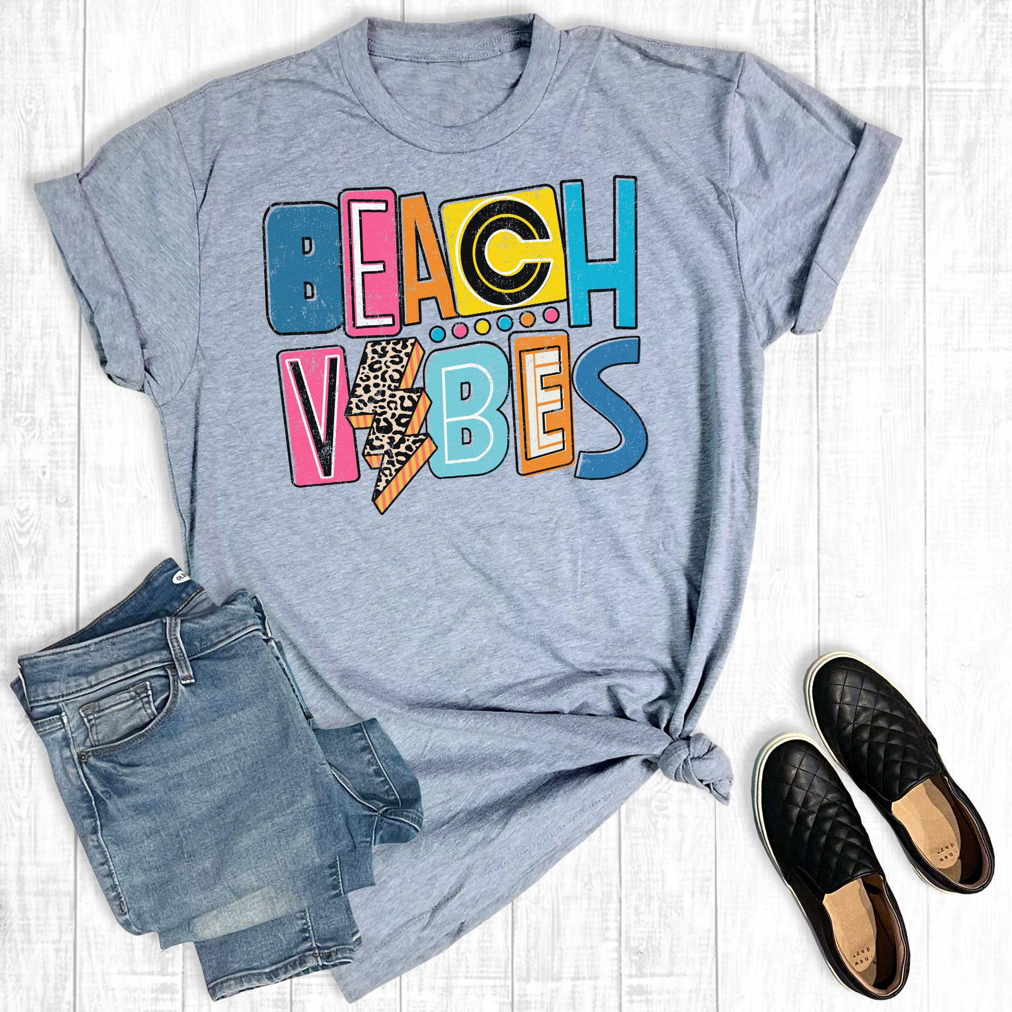 Retro Summer Beach Vibes Graphic Tee
