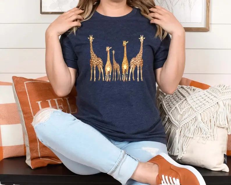 Giraffe Graphic T-Shirt