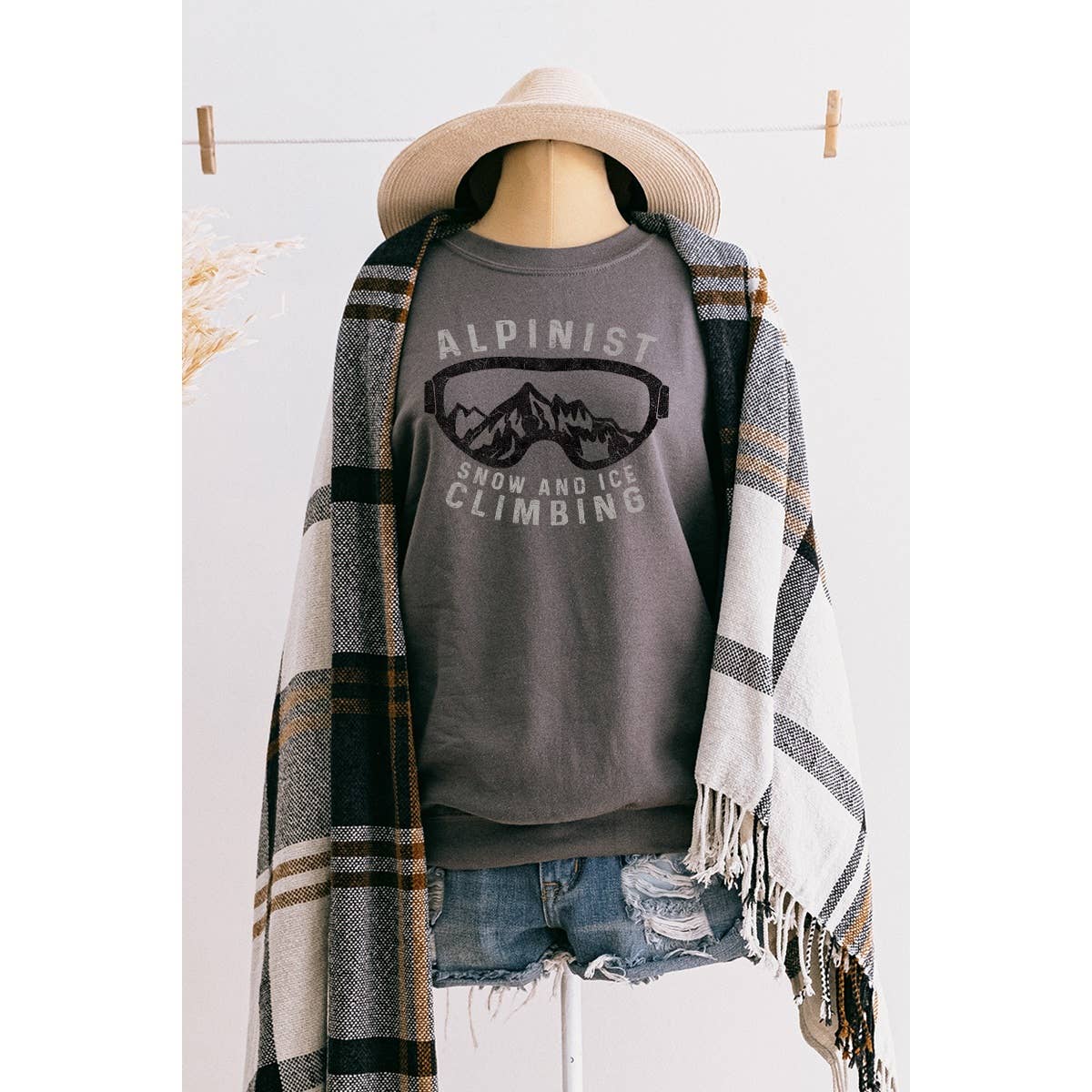 Alpinist Graphic  Sweatshirts
