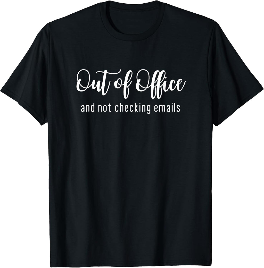 Cute Vacation Travel Blogger Holiday Out of Office