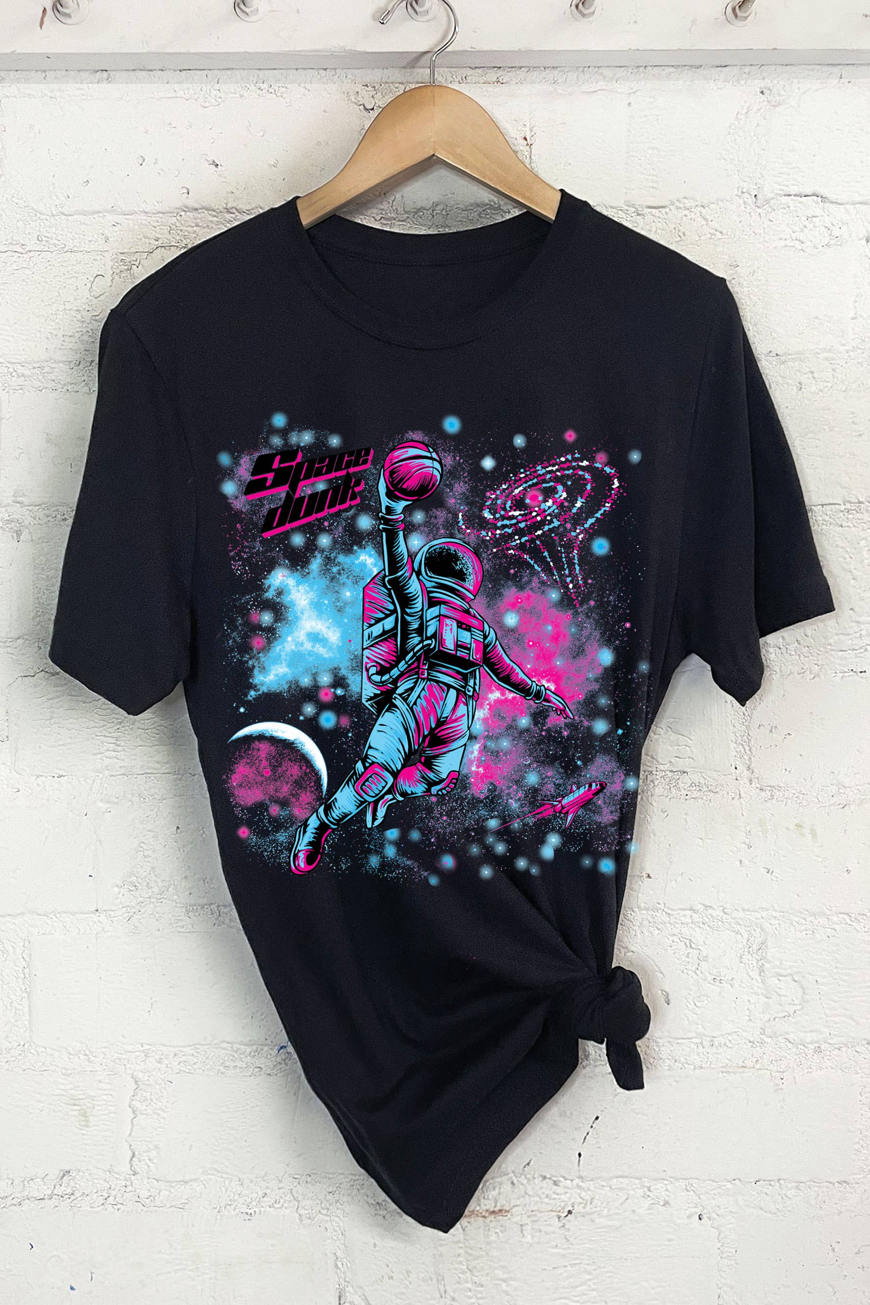 Space Dunk Astronaut Graphic Tshirts