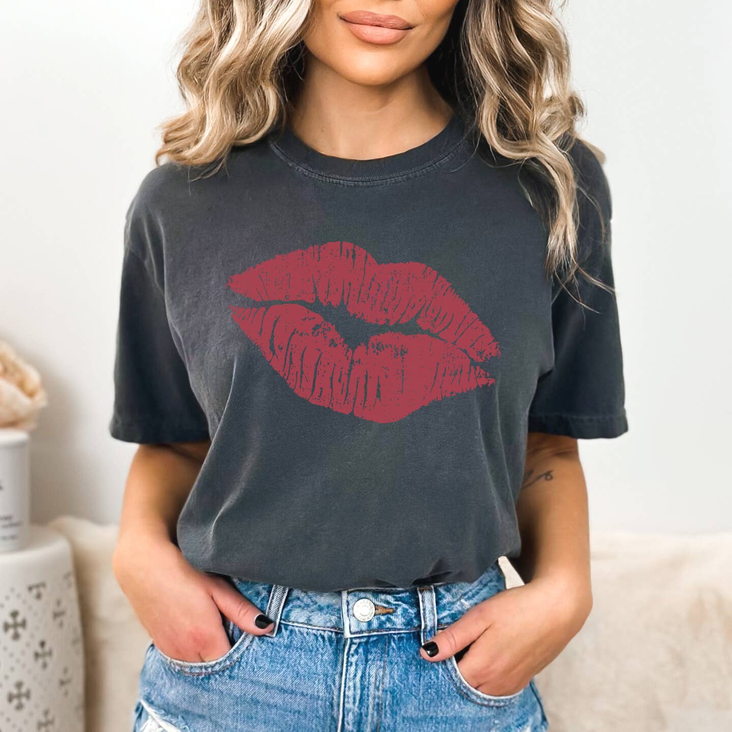 Lips Tee | Valentine's Day | Sizes S-2XL