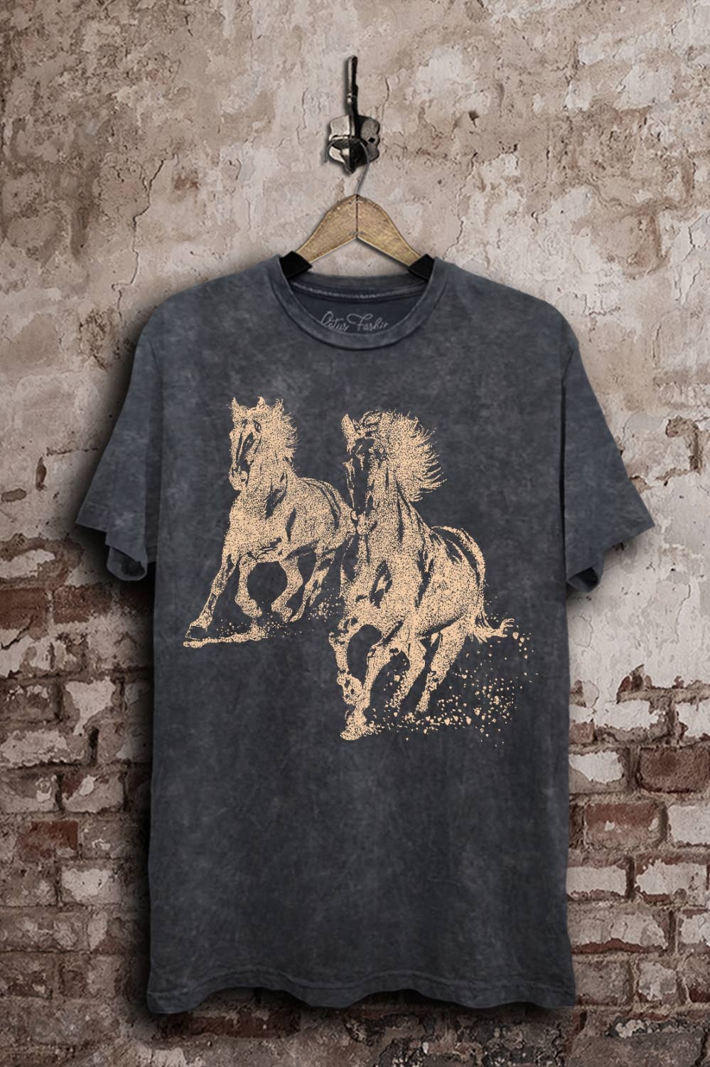 Running Horses Graphic Top