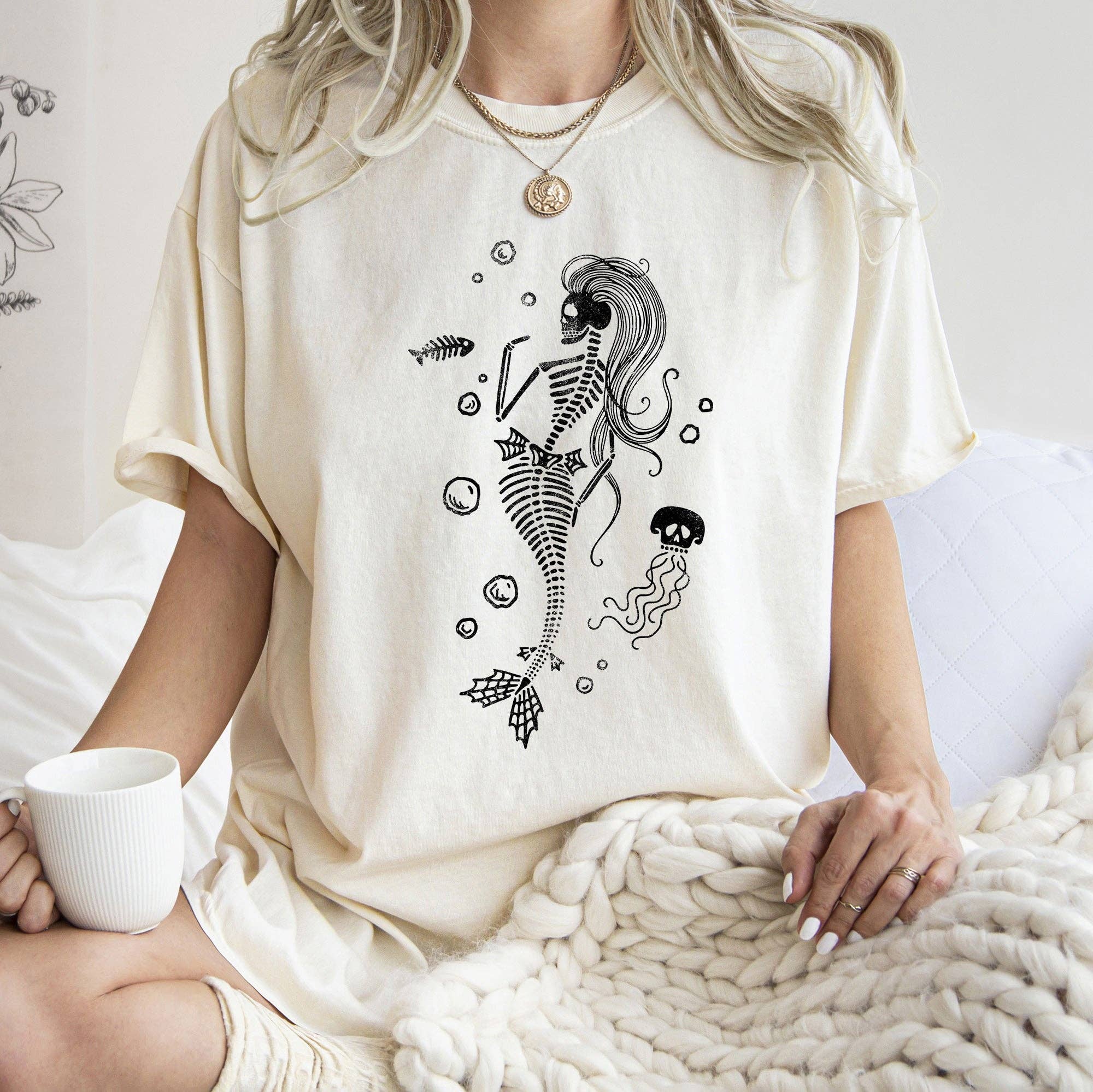 Mermaid Skeleton Jellyfish Halloween T-Shirt Black Print