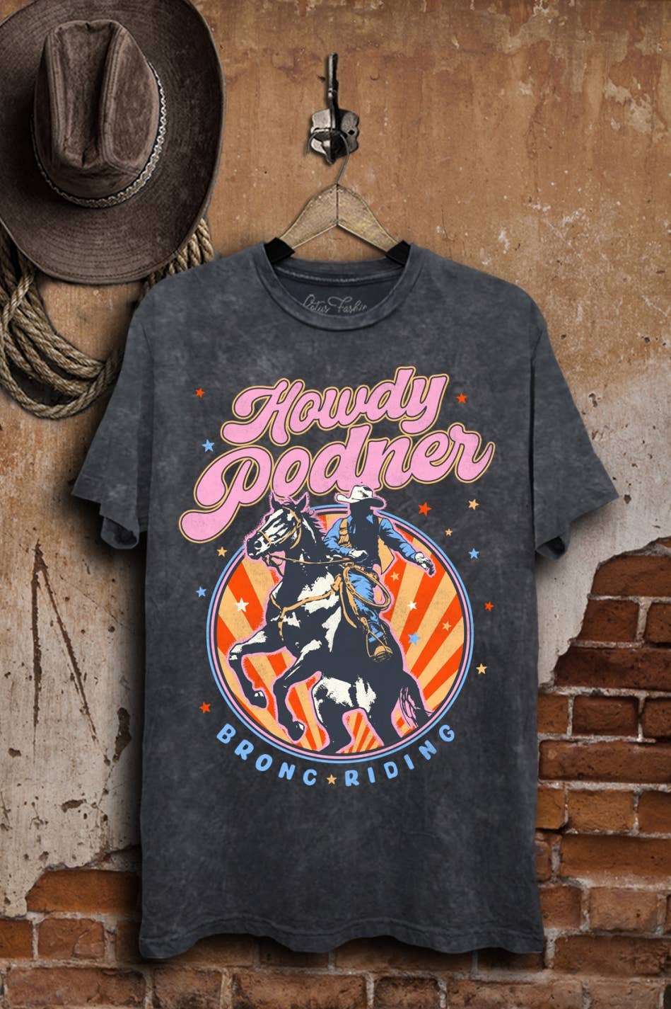Howdy Podner Graphic Top