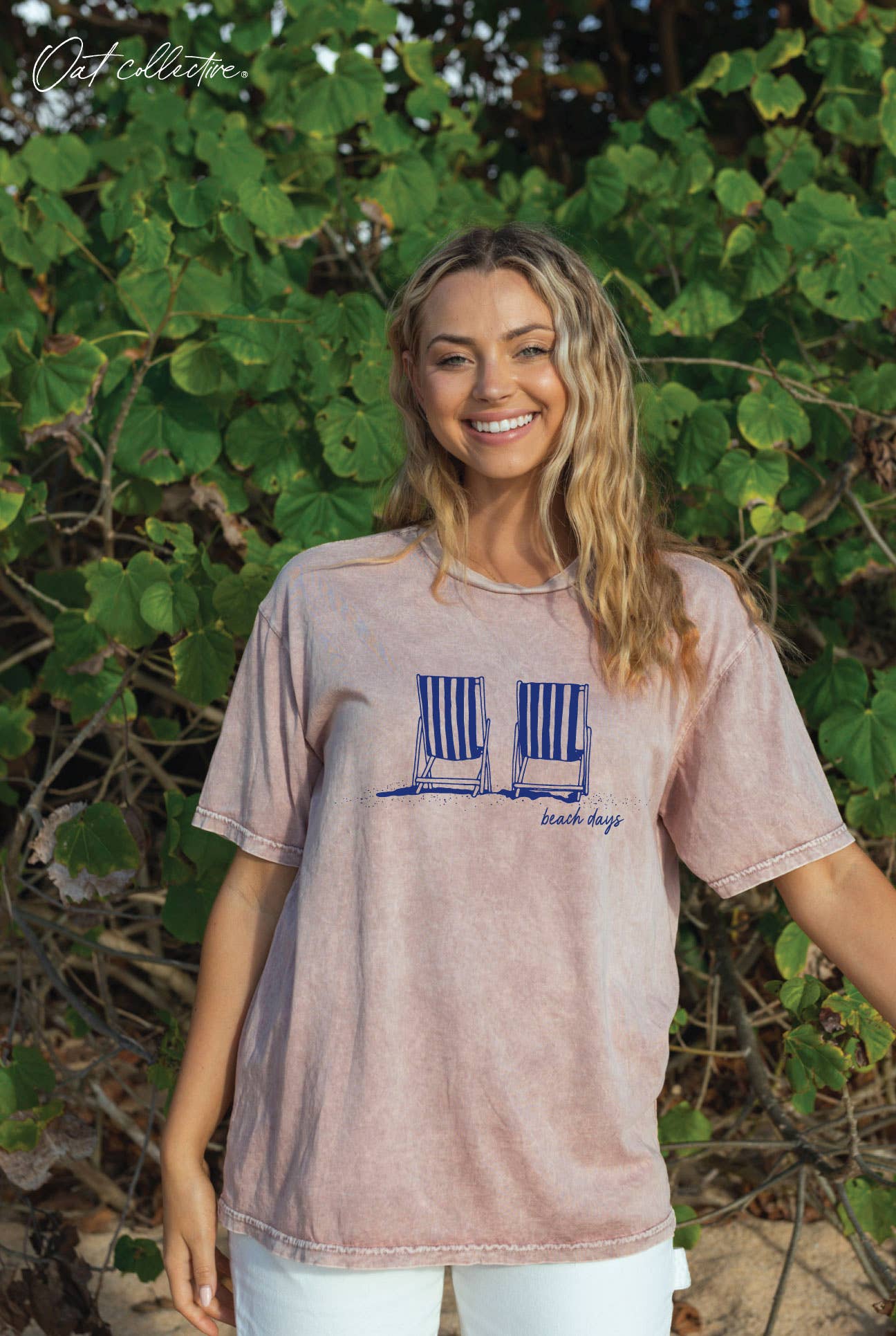 Beach Days Mineral Graphic Top