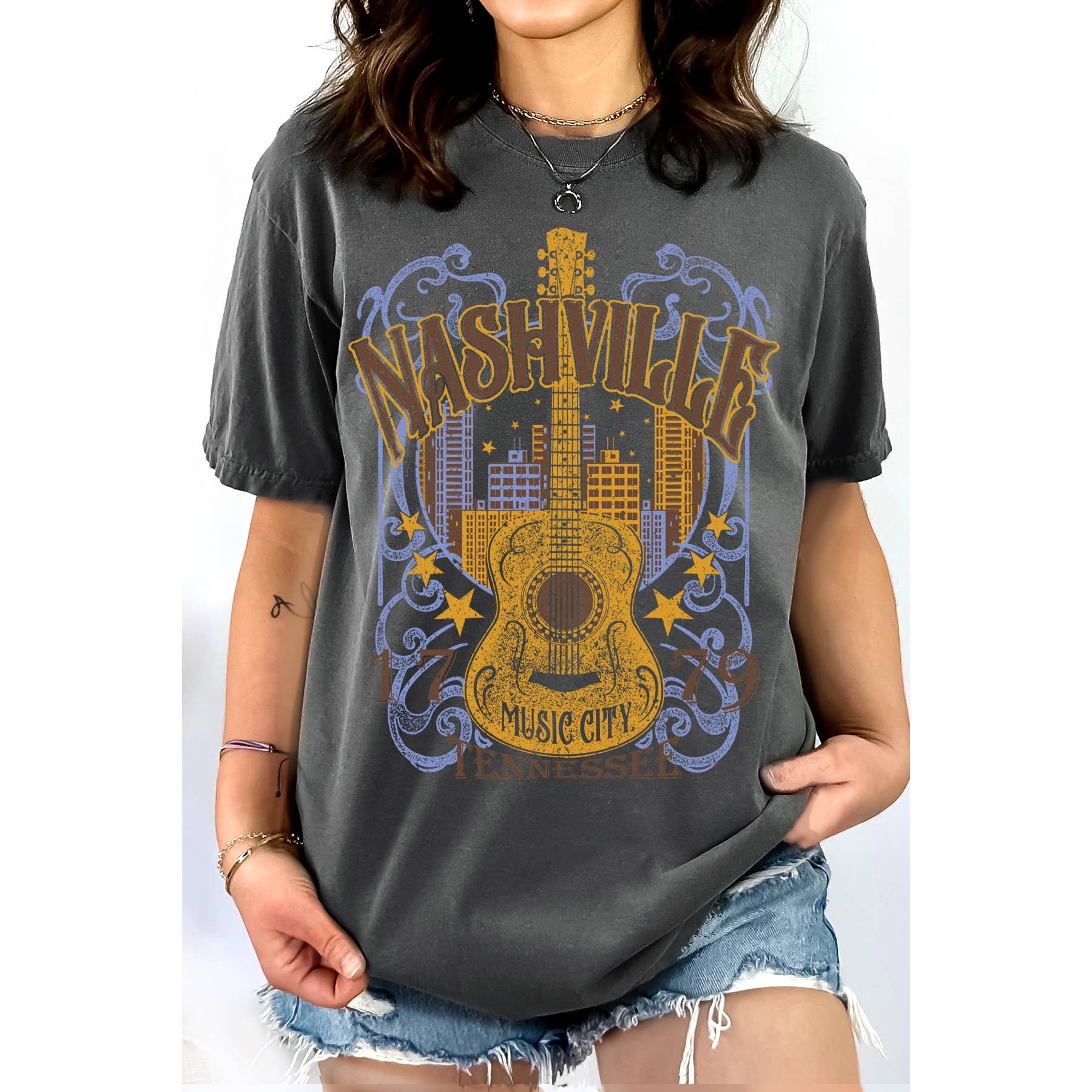 Nashville Women's Graphic T-Shirt, Relaxed Fit