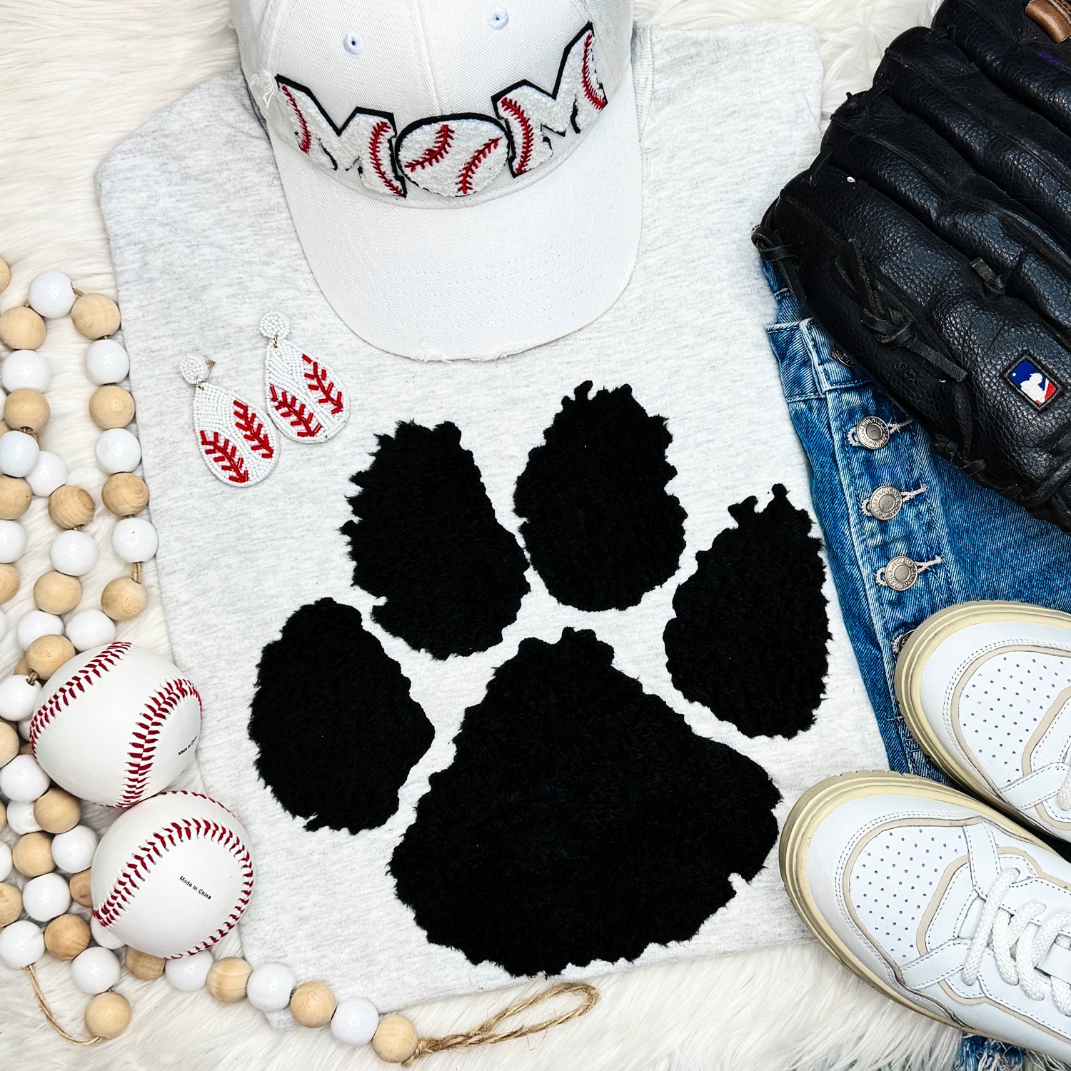 Black Paw Fluffy Tee