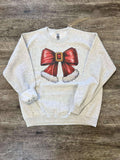 Santa Hat with Belt Buckle Bow On Ash Gray Tee
