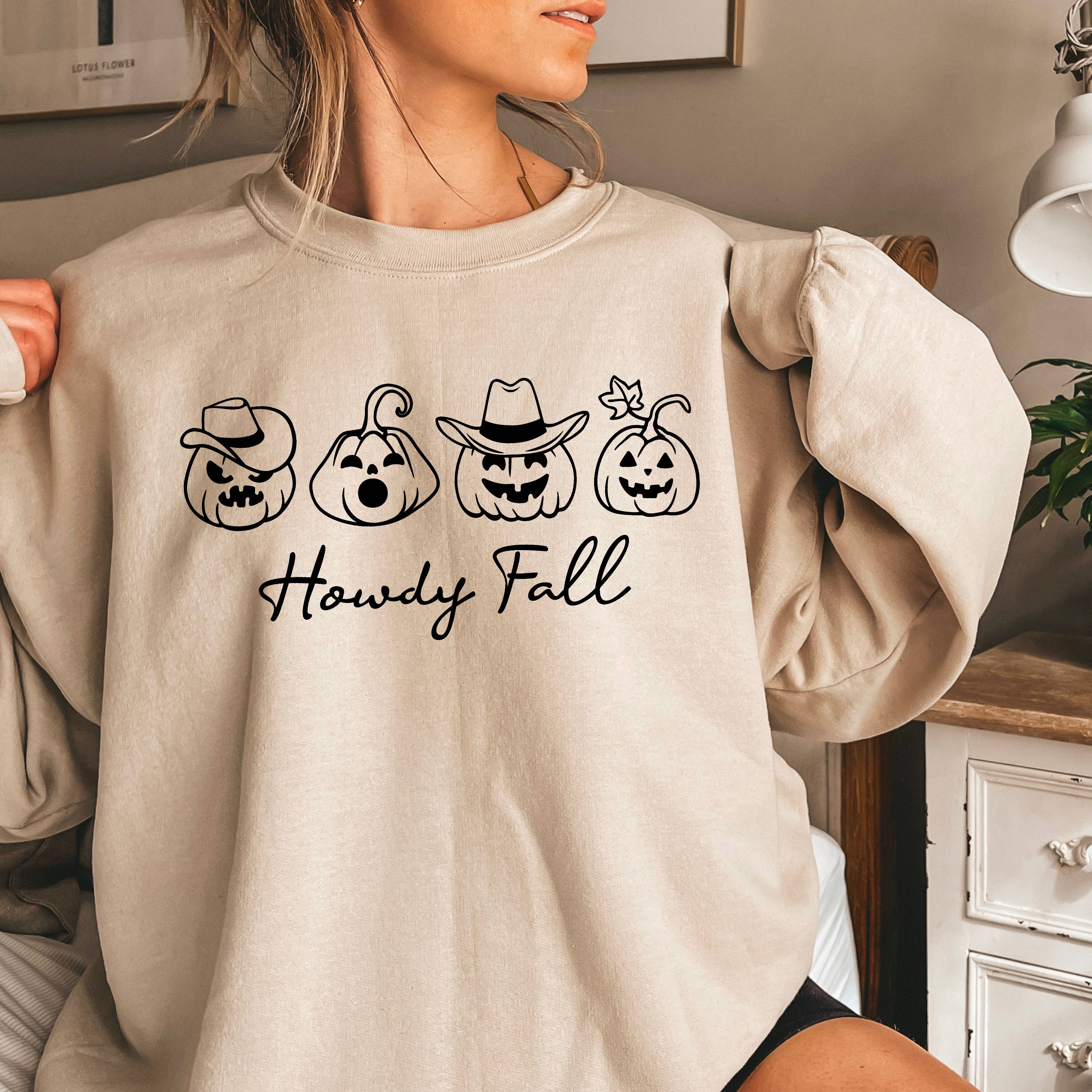 Howdy Fall Women’S  Graphic Sweatshirt