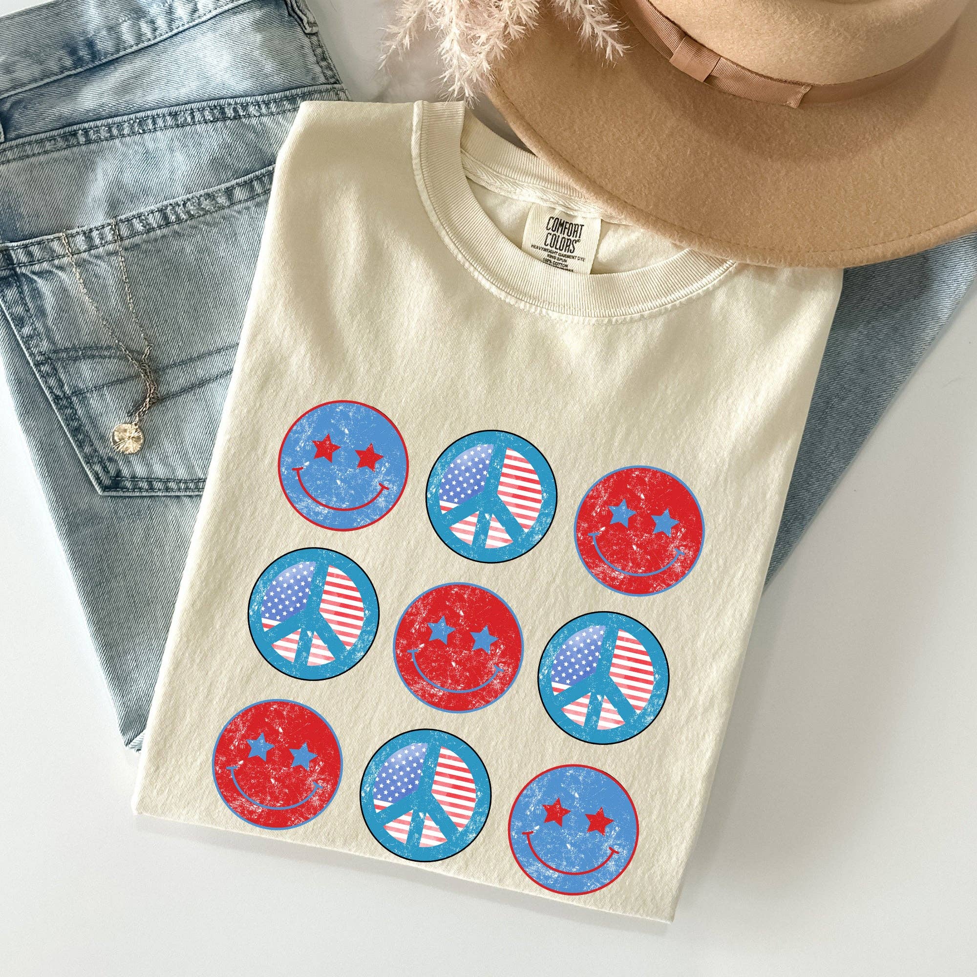 Retro Patriotic Smiley, Flag, America Peace Patriotic Tshirt