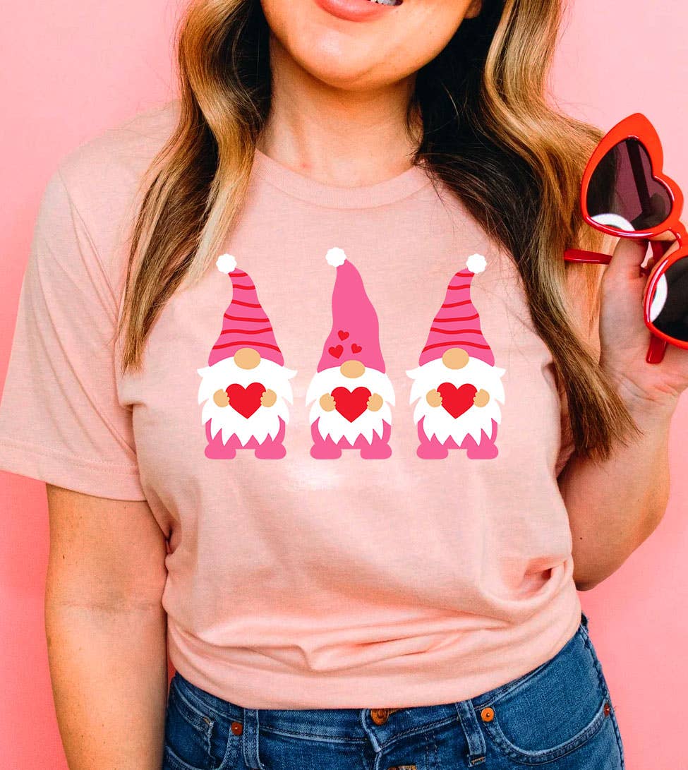 Gnome Valentine - Valentine's Day Gnome Heart Cute T-Shirt