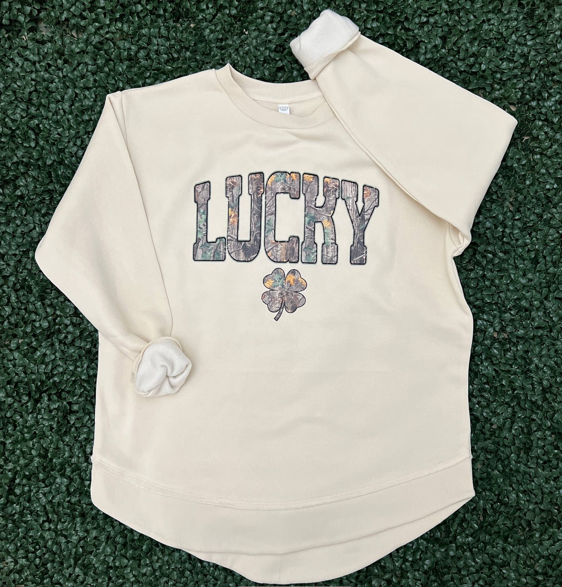 Lucky Camo Sweatshirt On Cream