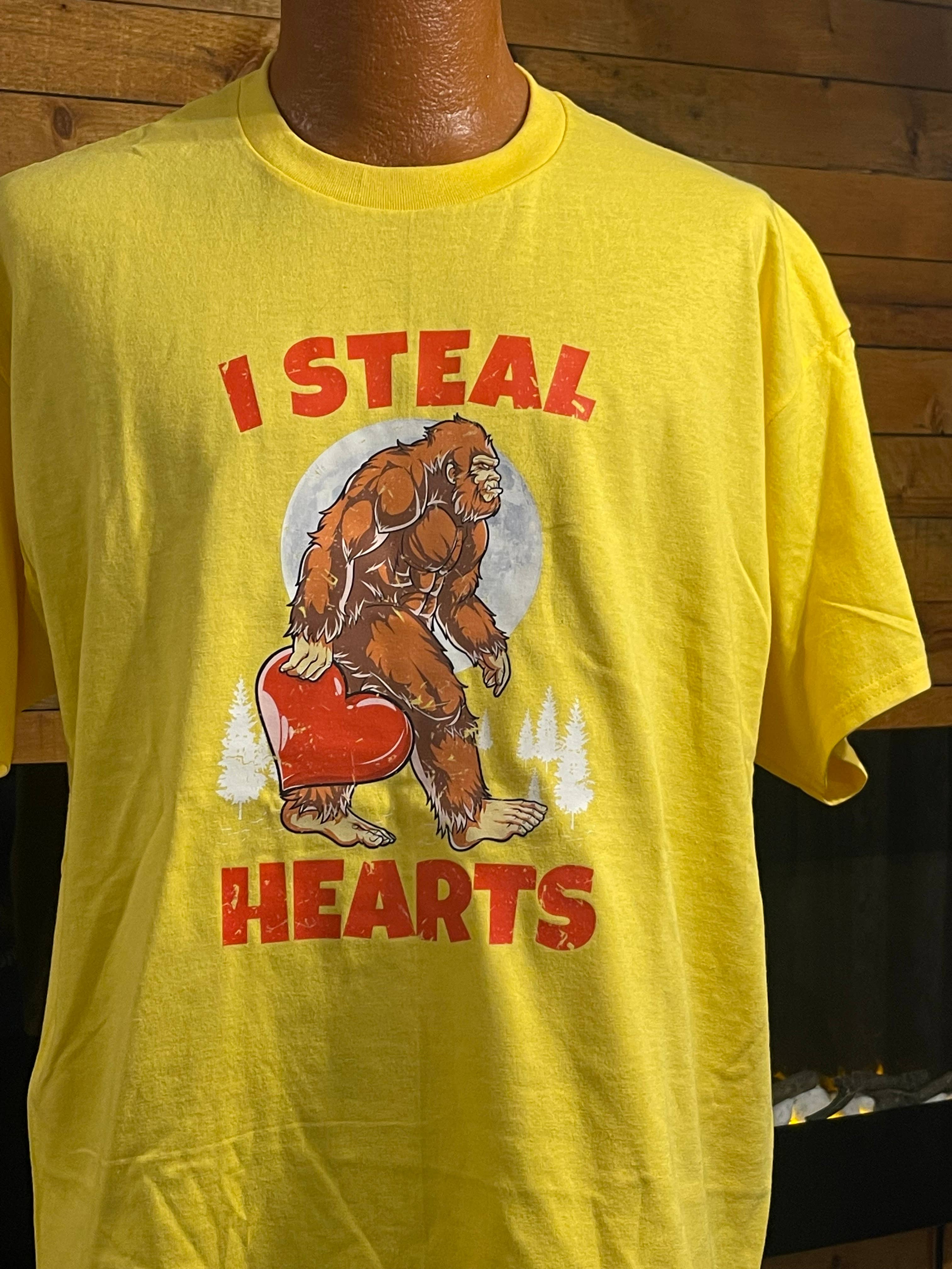 I Steal Hearts - Bigfoot Valentines Day T-Shirt (Yellow)