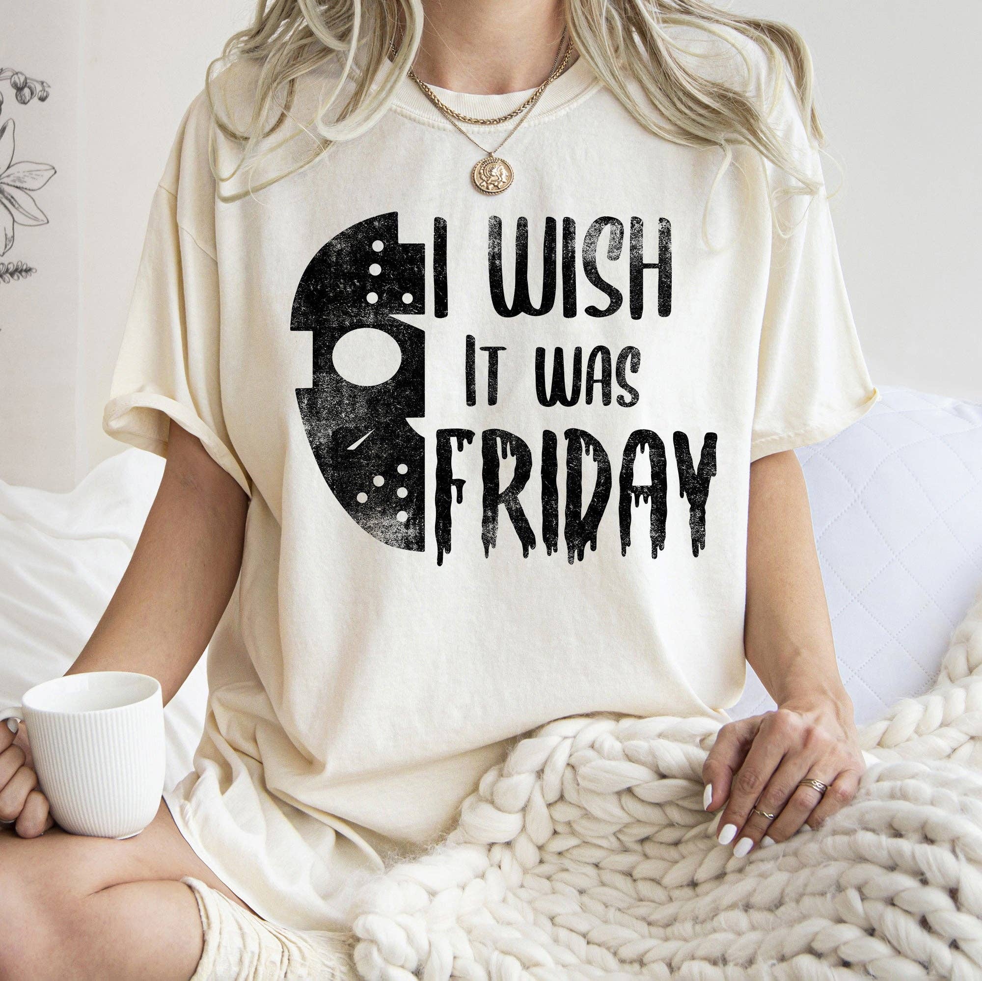 I Wish It Was Friday Retro Halloween T-Shirt Black Print