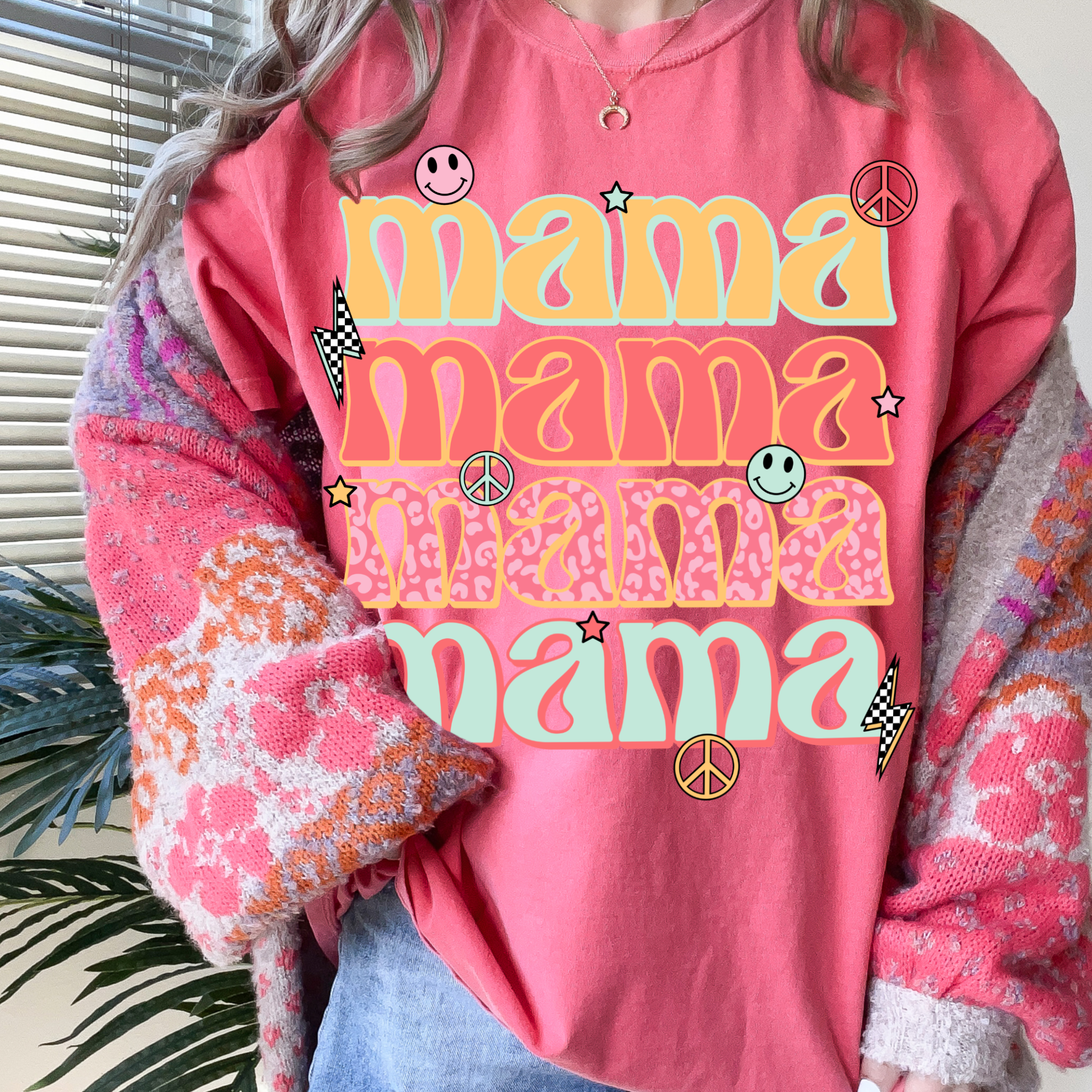 Preppy Retro Mama Comfort Color Graphic Tee