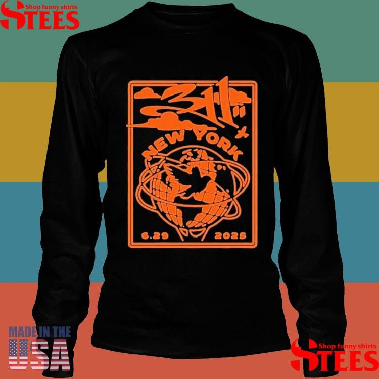 311 The Rooftop At Pier 17. New York, Ny June 29, 2025 Globe T-shirt