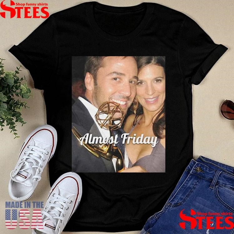 Almost Friday Mr. And Mrs. Gold Perrey Reeves Aaron Fox T-shirts