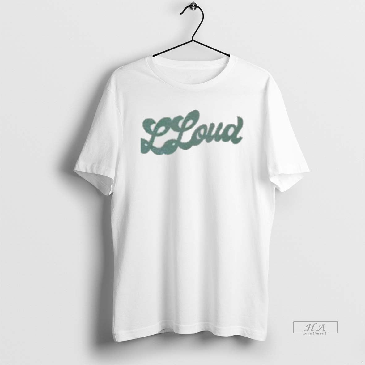 Official Lisa Lloud Holiday