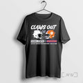 Officials Penn State Vs Clemson 2025 Pinstripe Bowl Claws Out Dueling Helmets Premium T Shirts