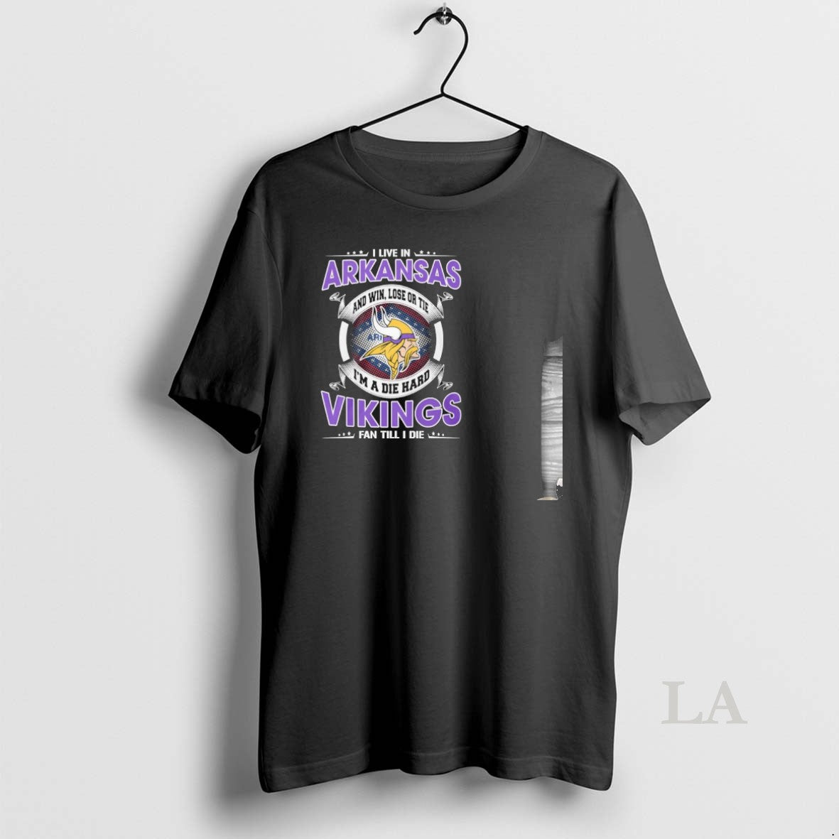 Original I Live In Arkansas And Win Lose Or Tie Im A Die Hard Minnesota