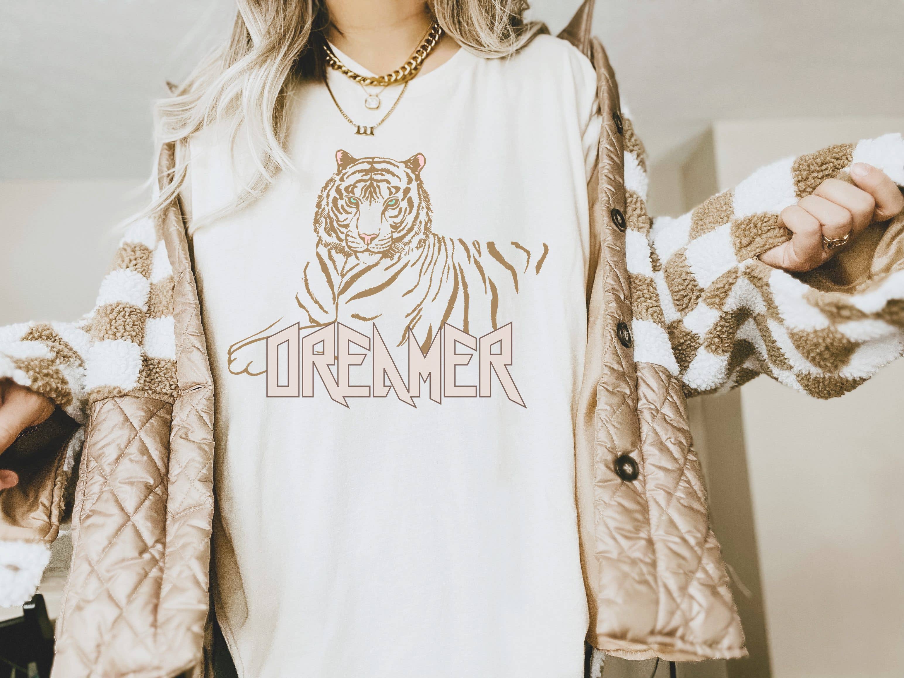 Retro Dreamer Tiger Tee | Retro Boho Tshirt