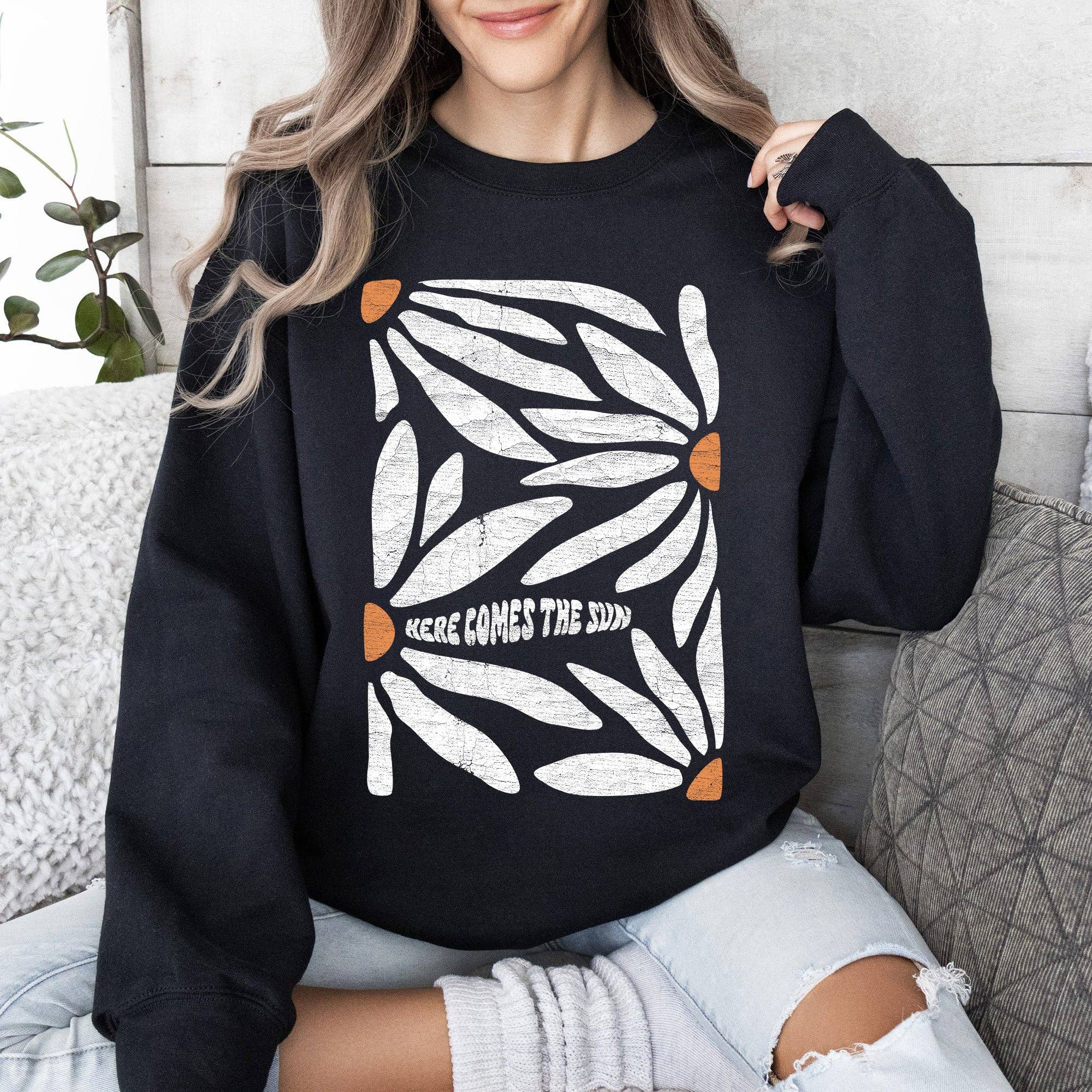 Here Comes the Sun, Boho Floral Design Sweatshirt