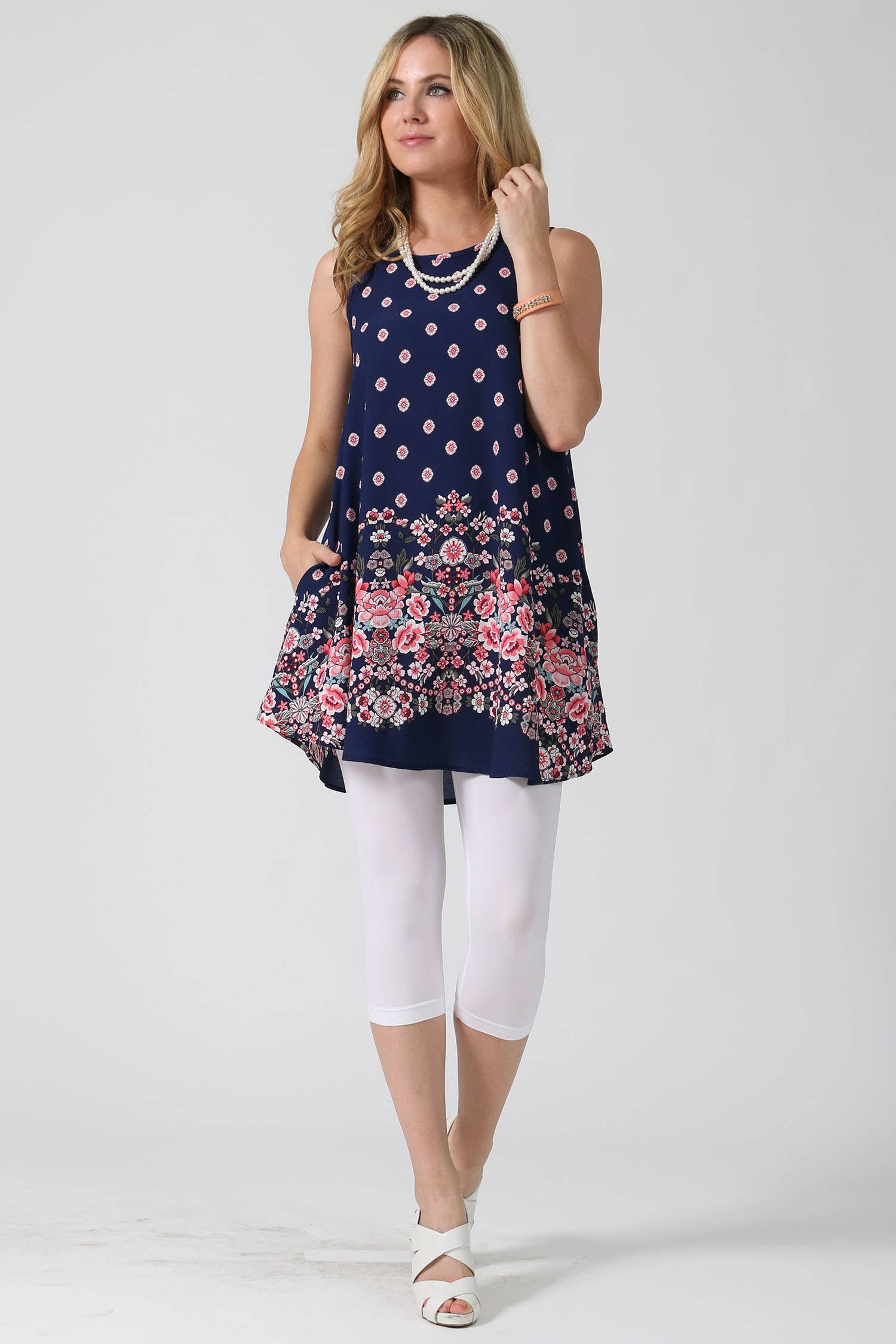 .....SI-5181 Plus Size Border Flower Print Pocket Swing Tunic