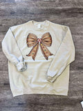 Gingerbread Christmas Bow On Sand Sweatshirt