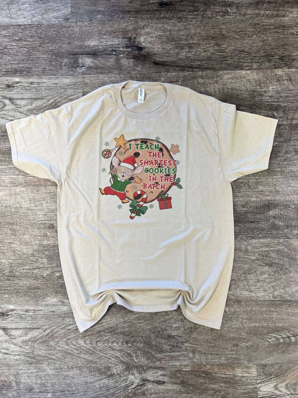 I Teach the Smartest Cookies - Christmas Mouse On Sand Tee