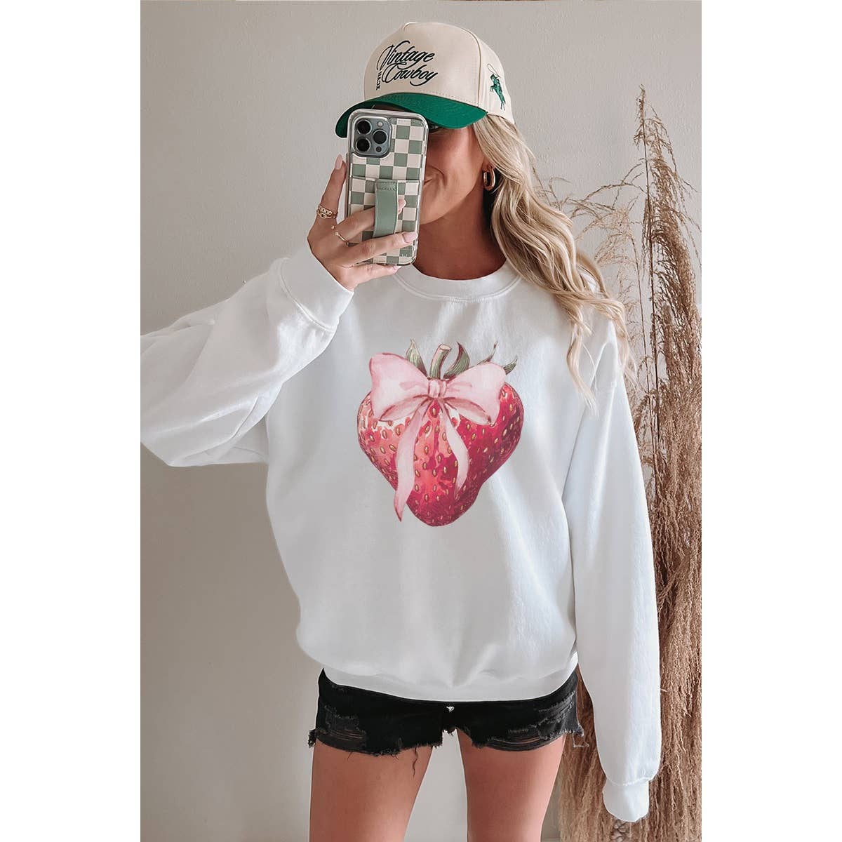 Strawberry  Graphic Sweatshirts
